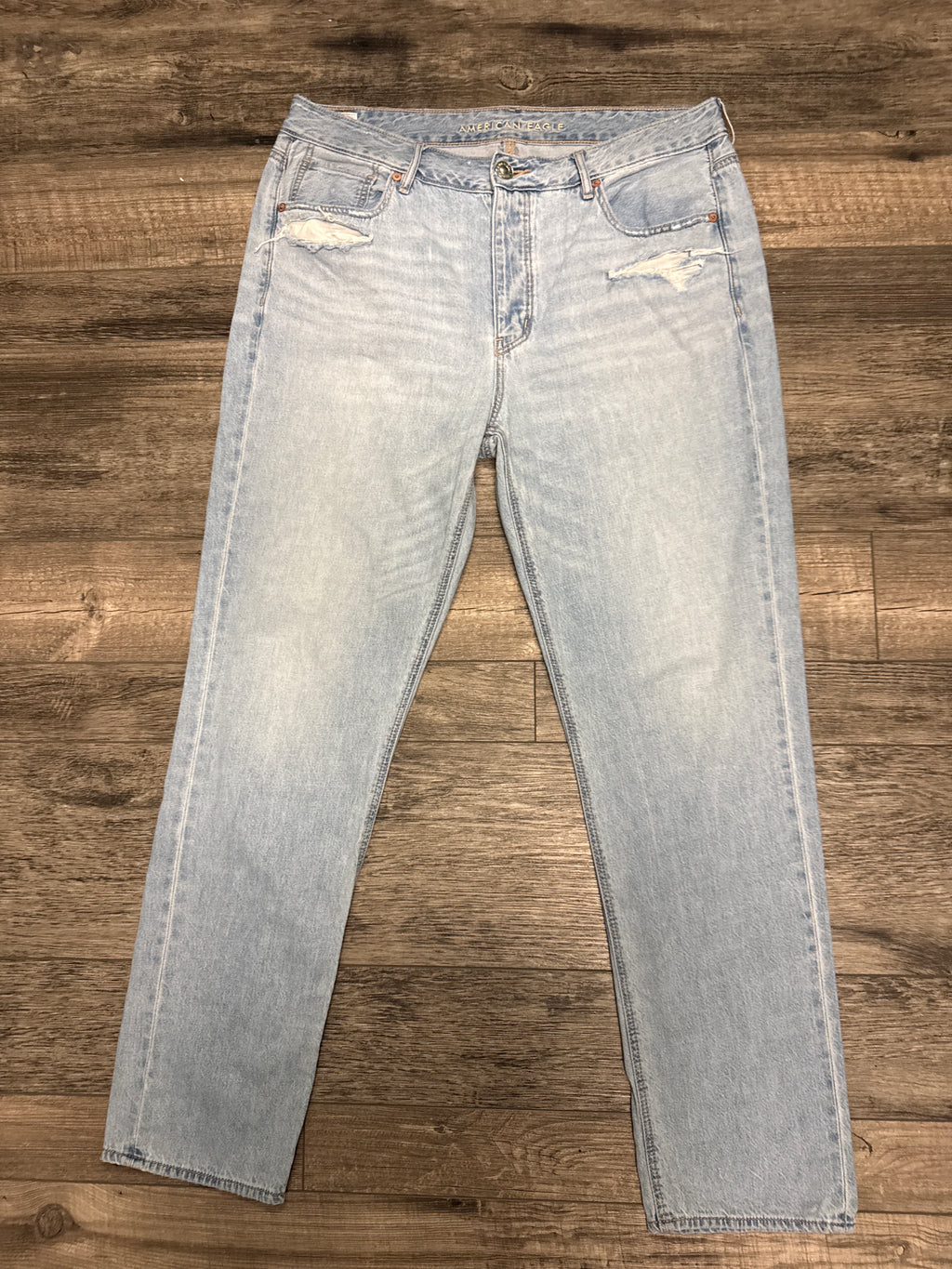 American Eagle Tomgirl Jean