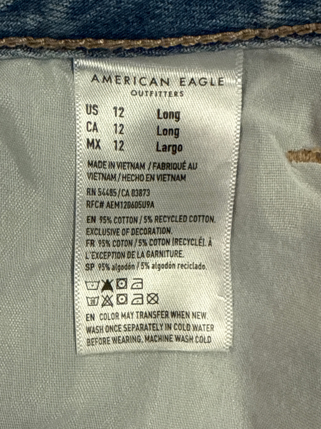 American Eagle Tomgirl Jean