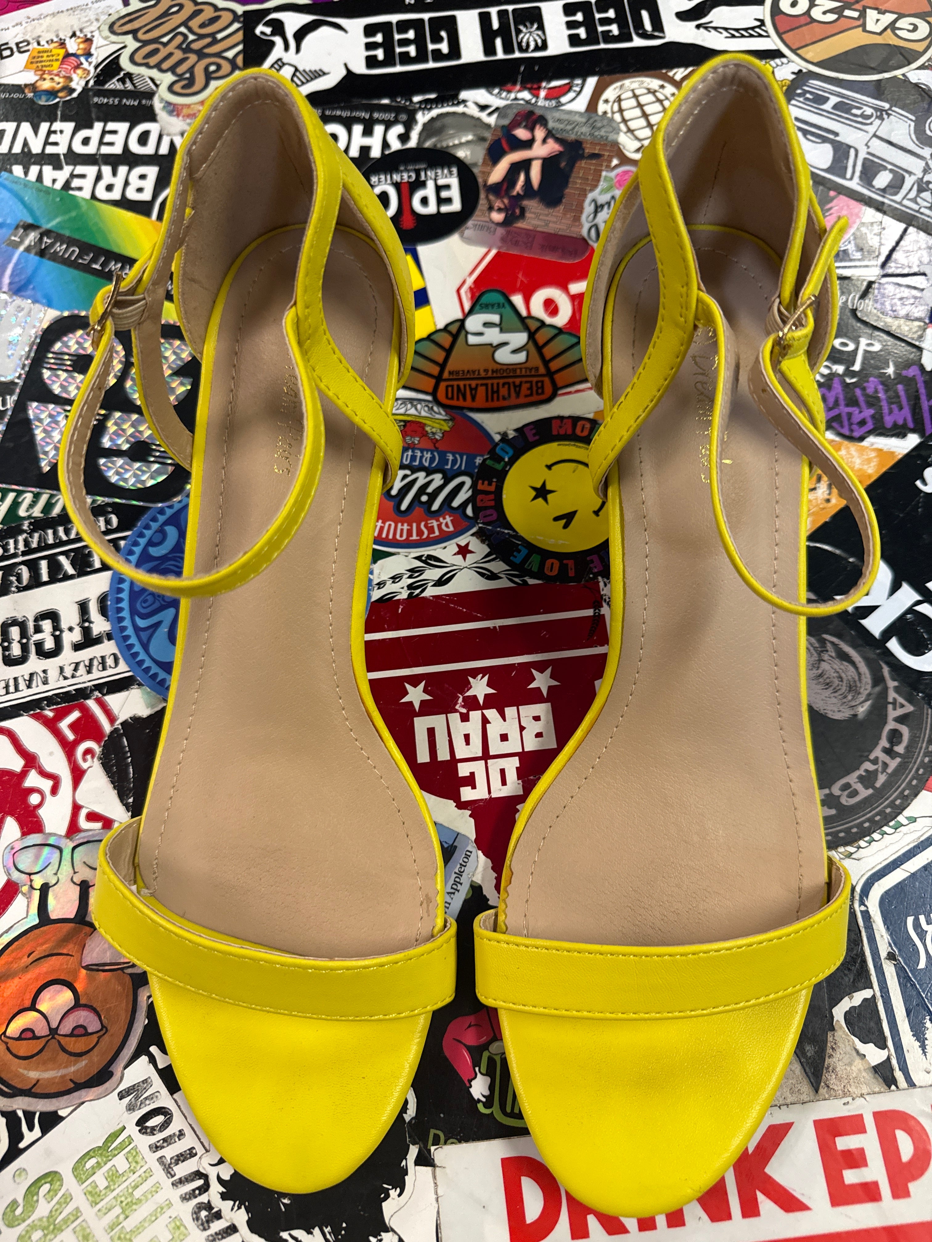 Dream Pairs Kitten Heel Sandal