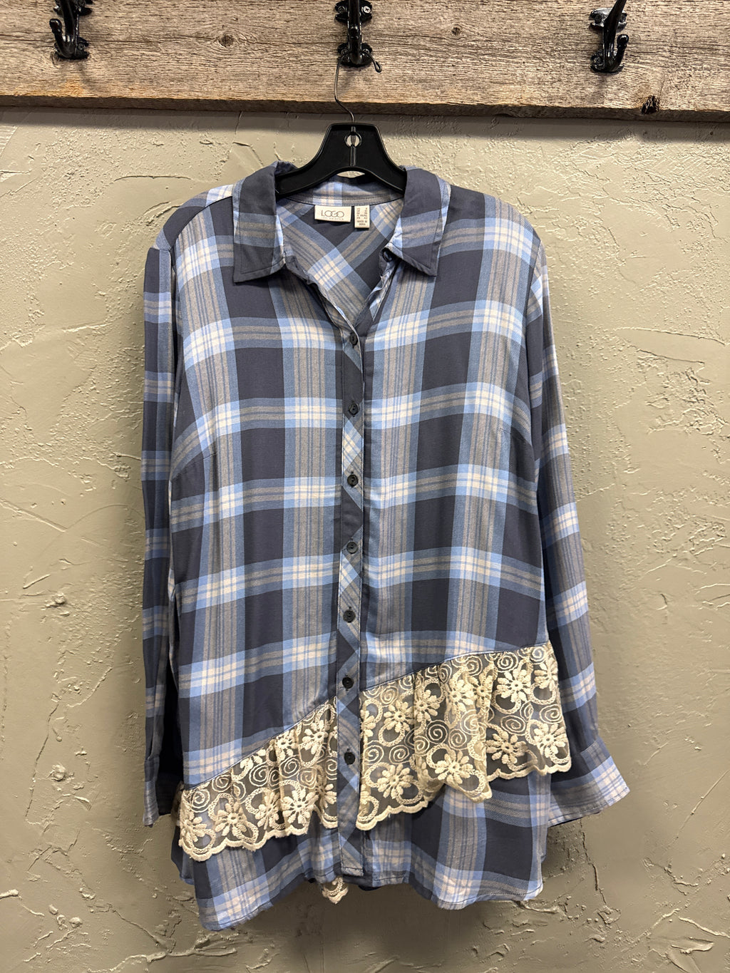 NWOT LOGO Plaid Tunic with Lace Details (org$74)