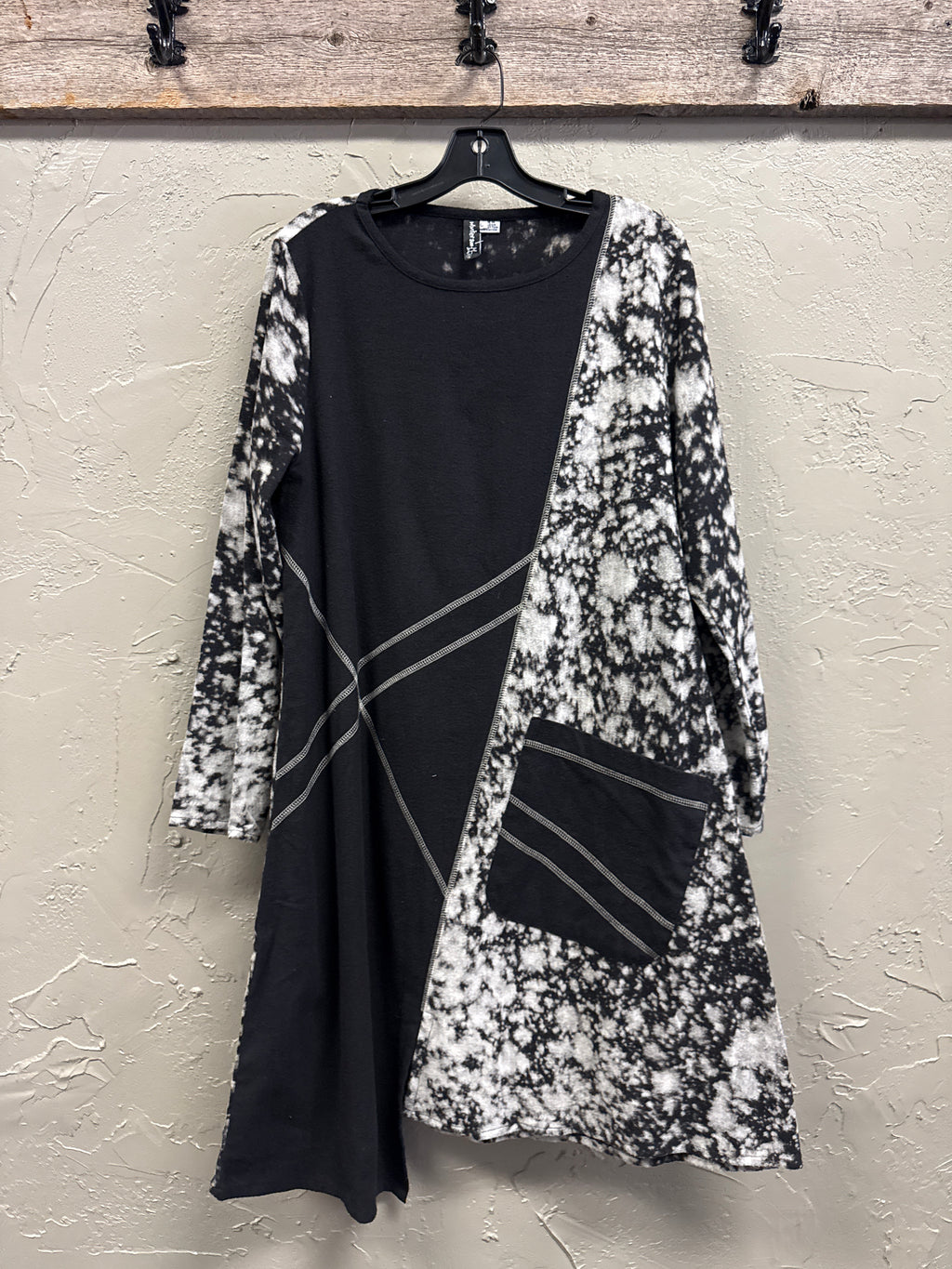 NWOT Winter Sun Asym Dress (org$110)