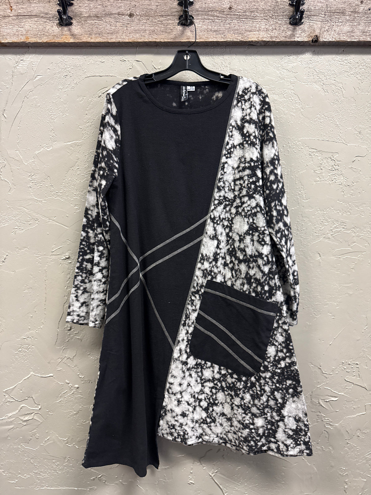 NWOT Winter Sun Asym Dress (org$110)
