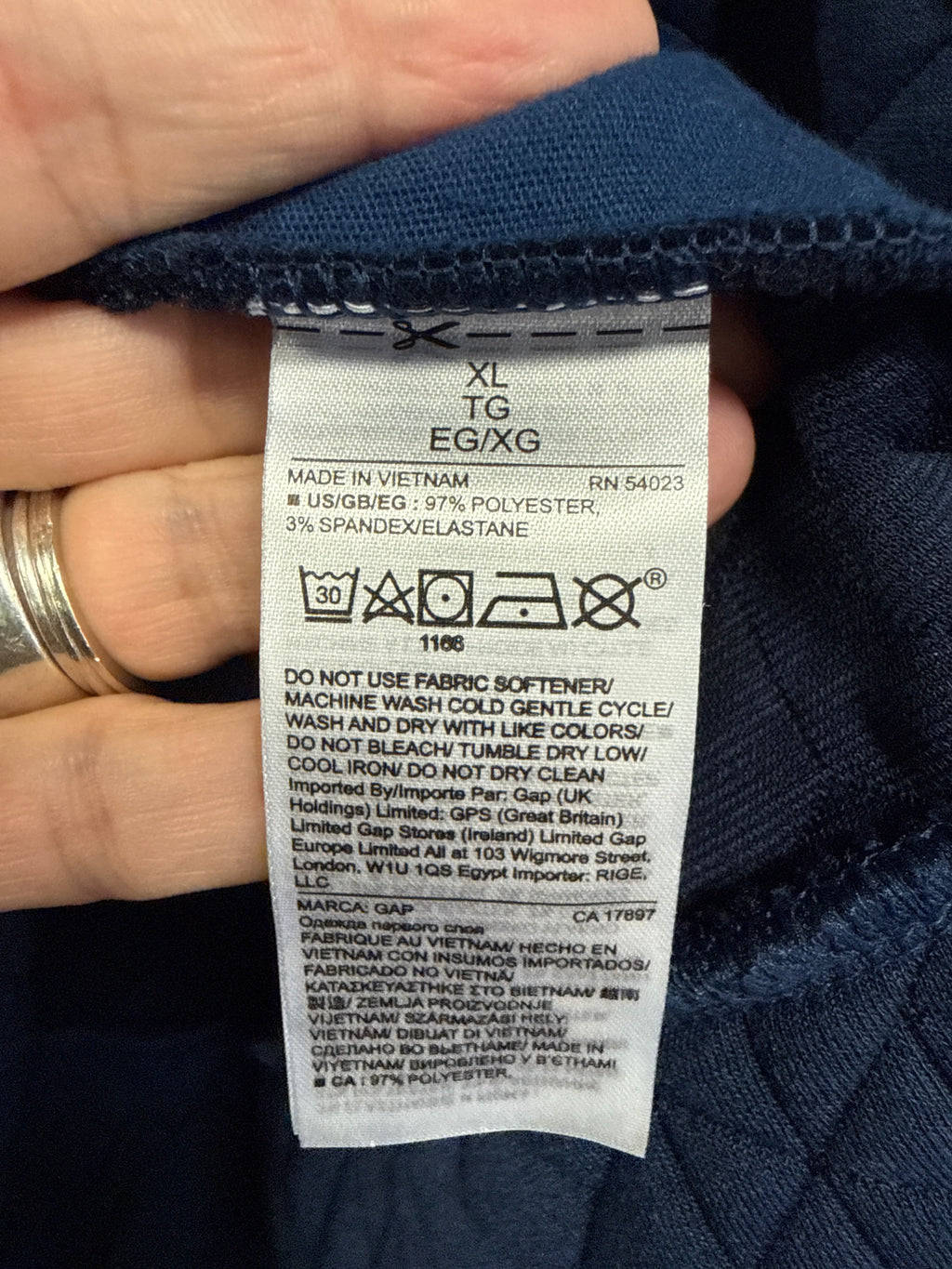 NWT GapFit Quilted Funnel-Neck Pullover (org$90)