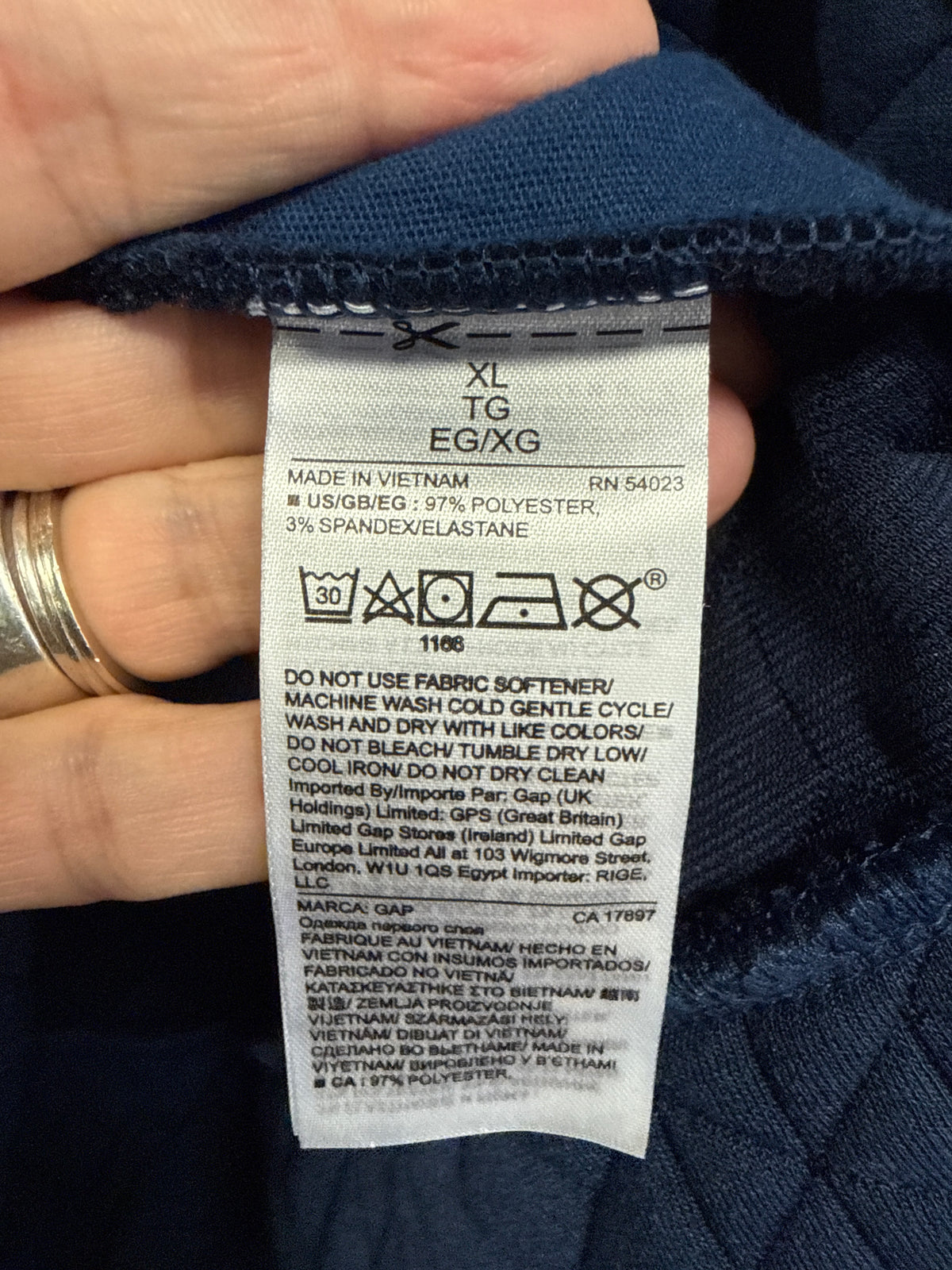 NWT GapFit Quilted Funnel-Neck Pullover (org$90)