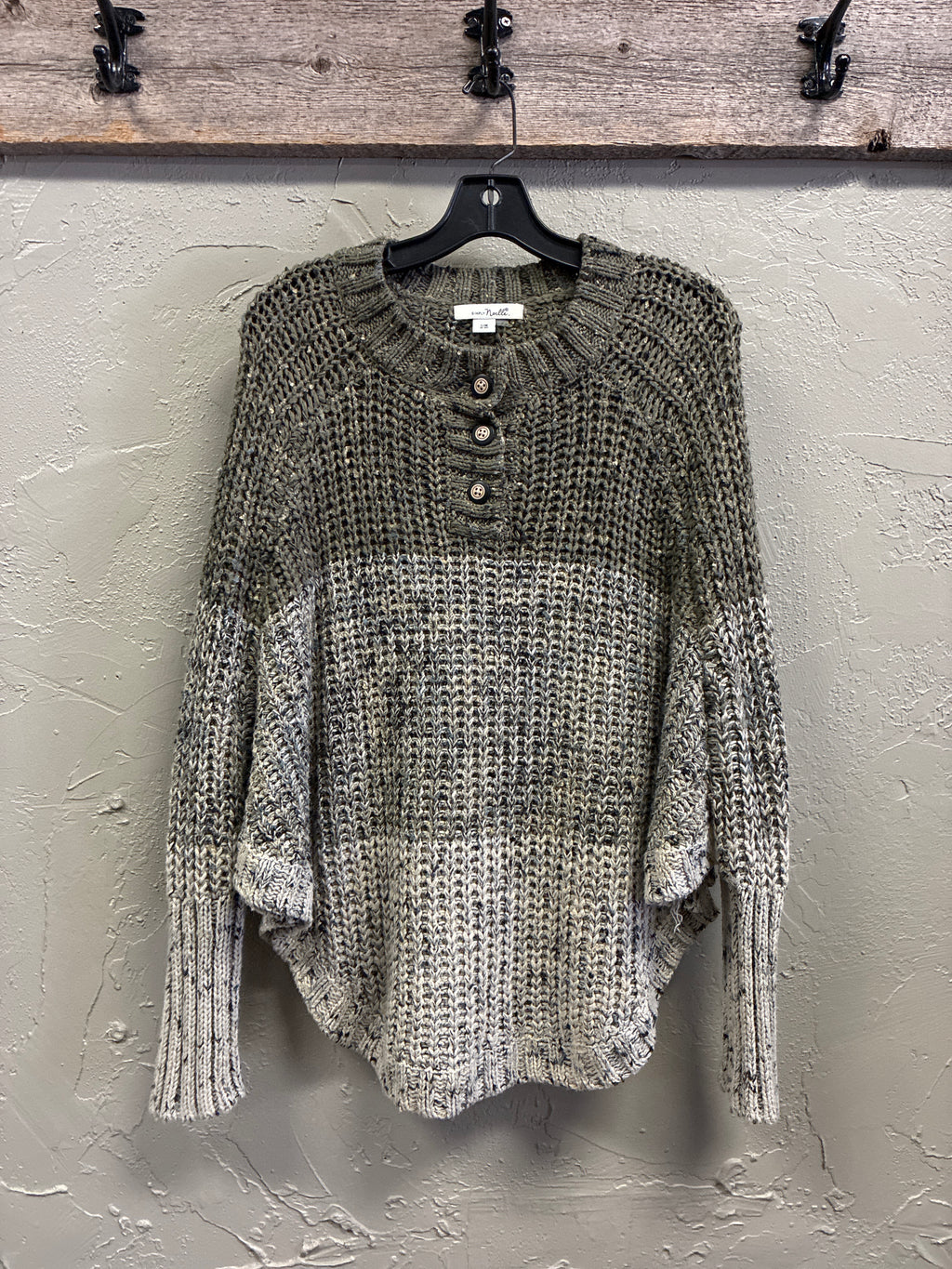 NWOT Simply Noelle Poncho Sweater (org$48)