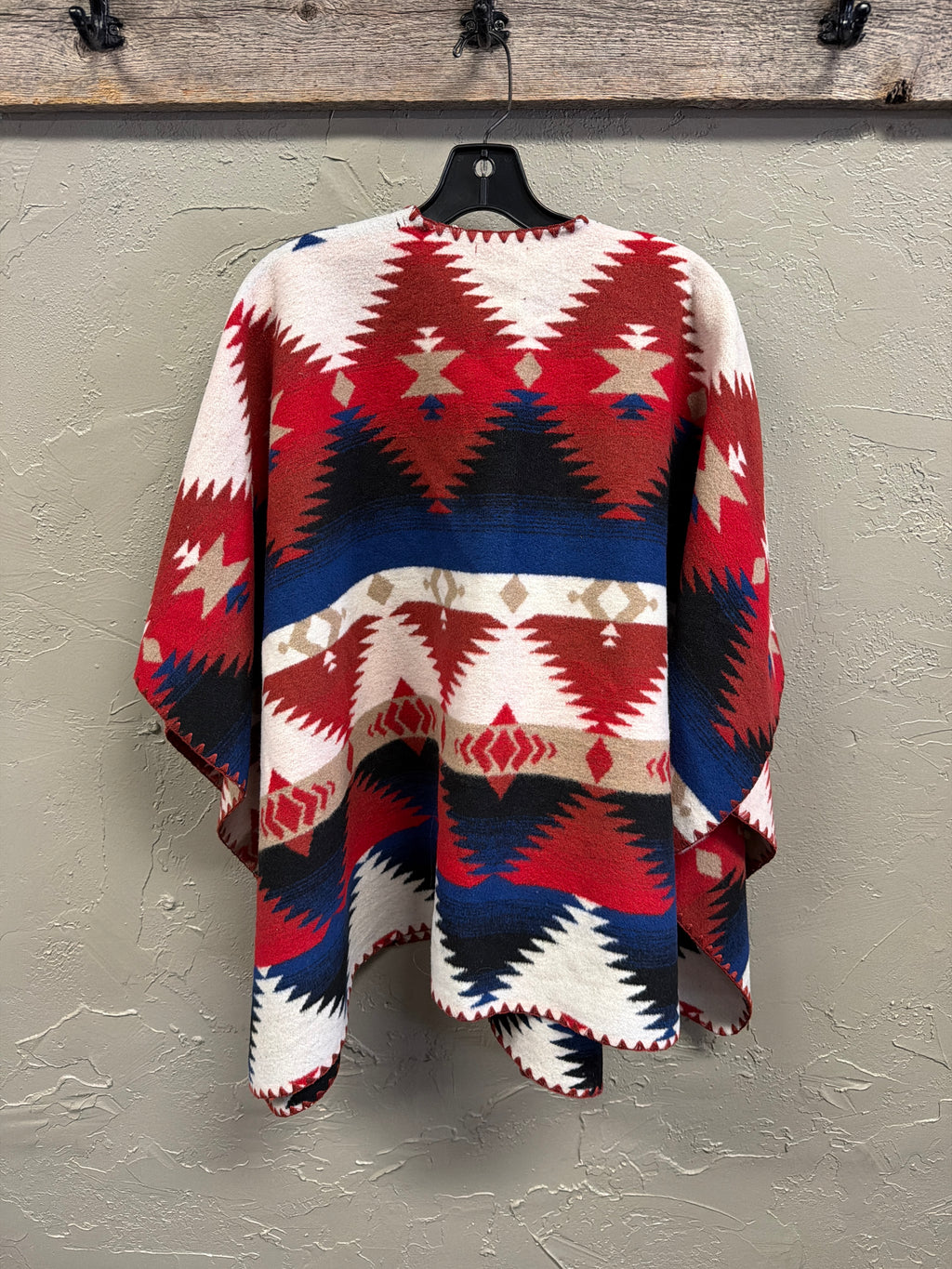 NWOT Aztec-Style Blanket Poncho