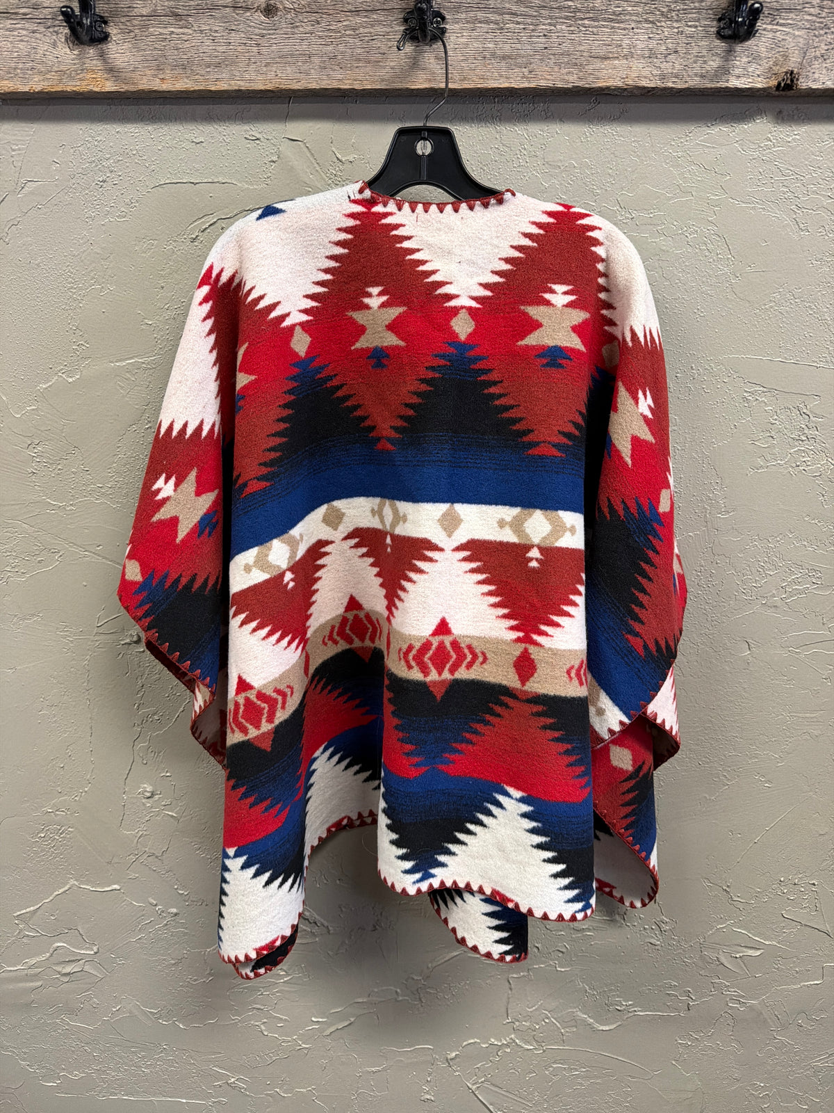 NWOT Aztec-Style Blanket Poncho