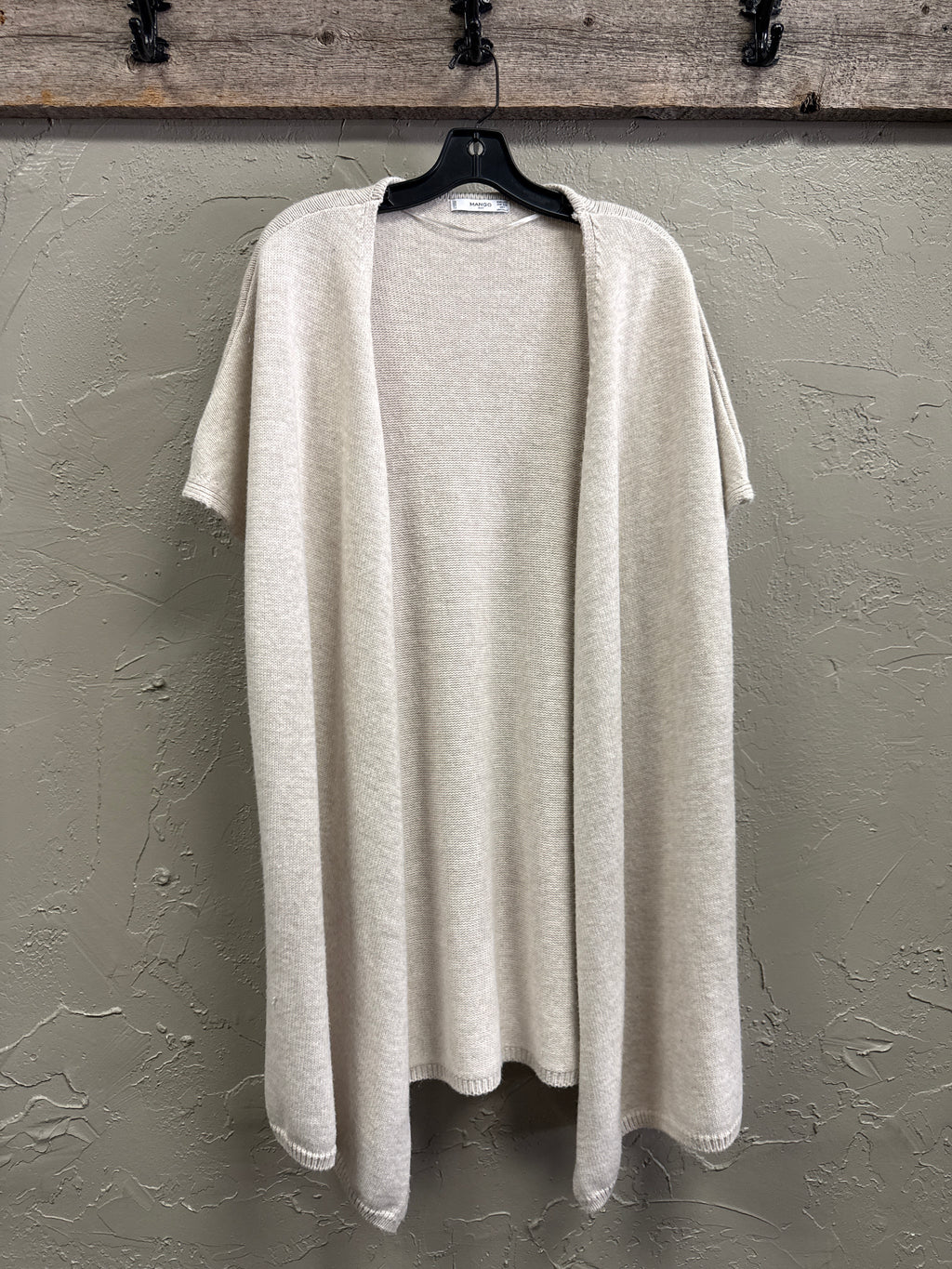 MANGO Short-Sleeve Cardi Vest