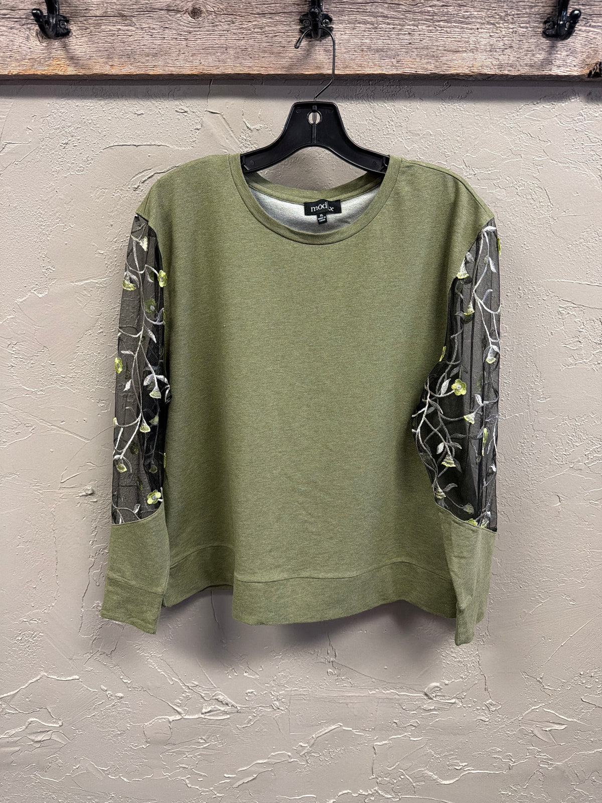 NWOT mod/x Embroidered Sleeve Pullover (org$85)