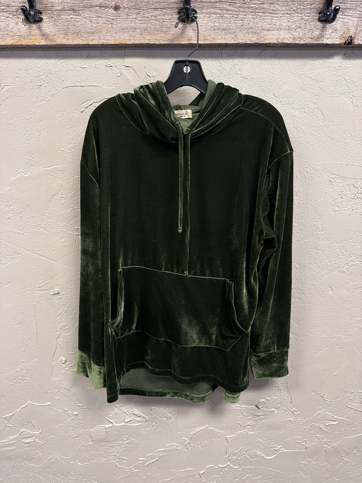 NWOT One World Luxe Velvet Hoodie (org$65)