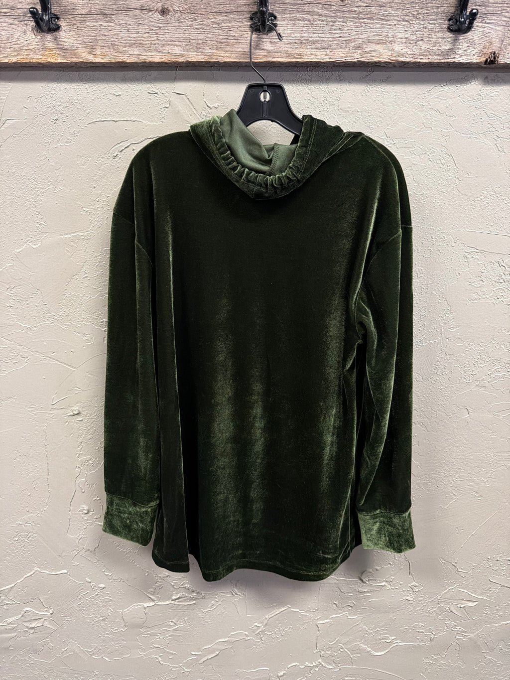 NWOT One World Luxe Velvet Hoodie (org$65)