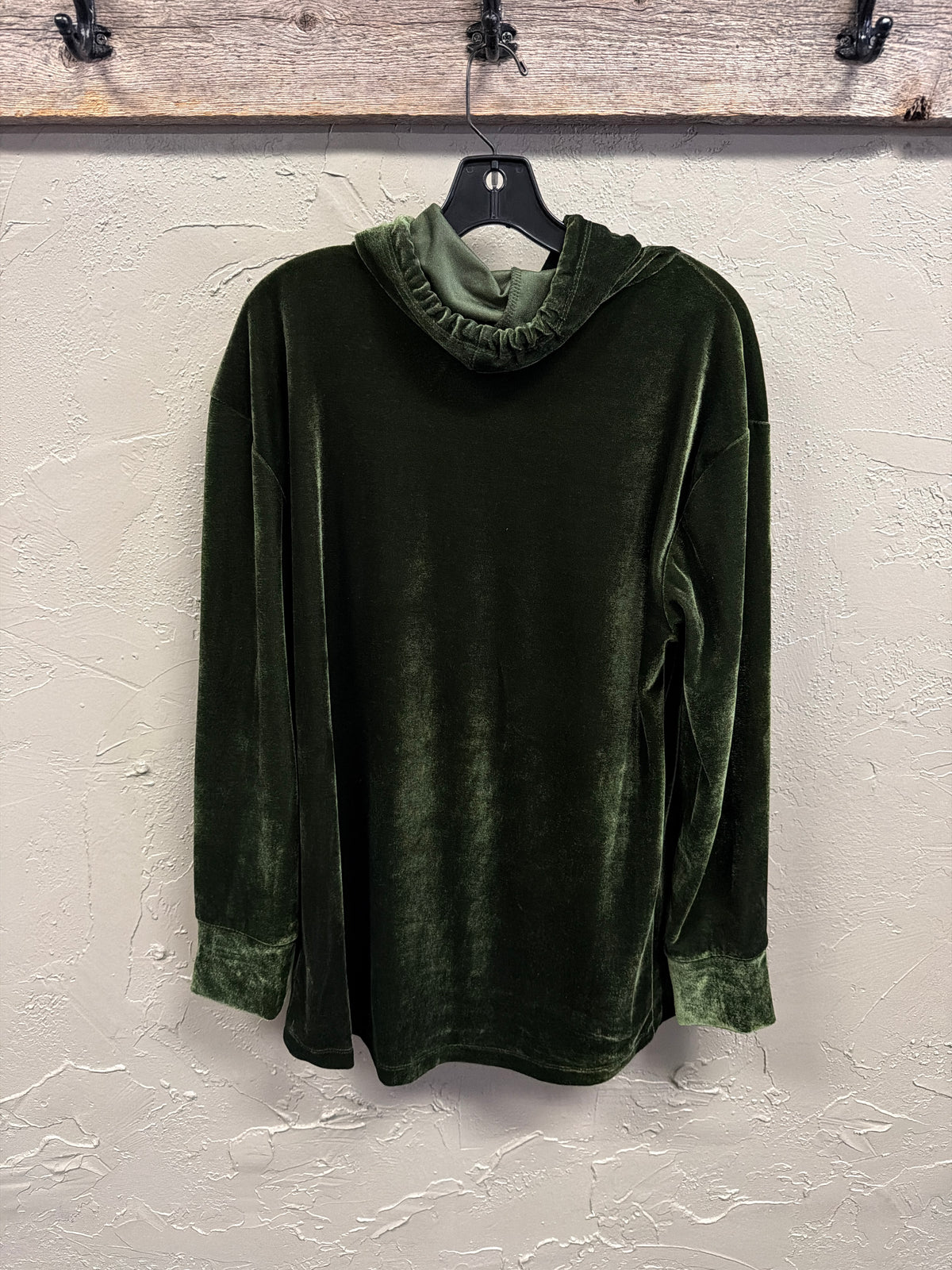 NWOT One World Luxe Velvet Hoodie (org$65)