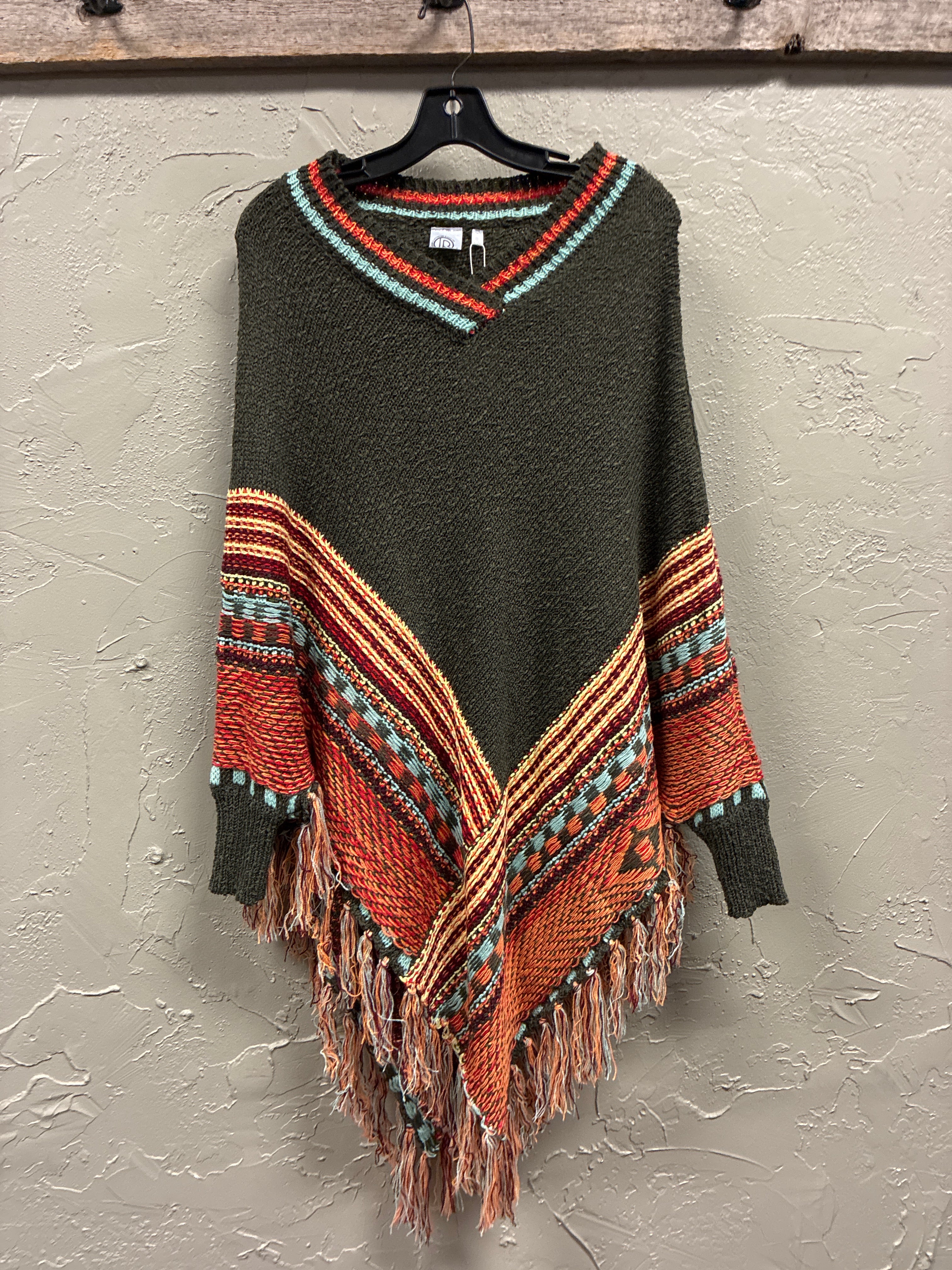 NWT Boho Sleeved Poncho