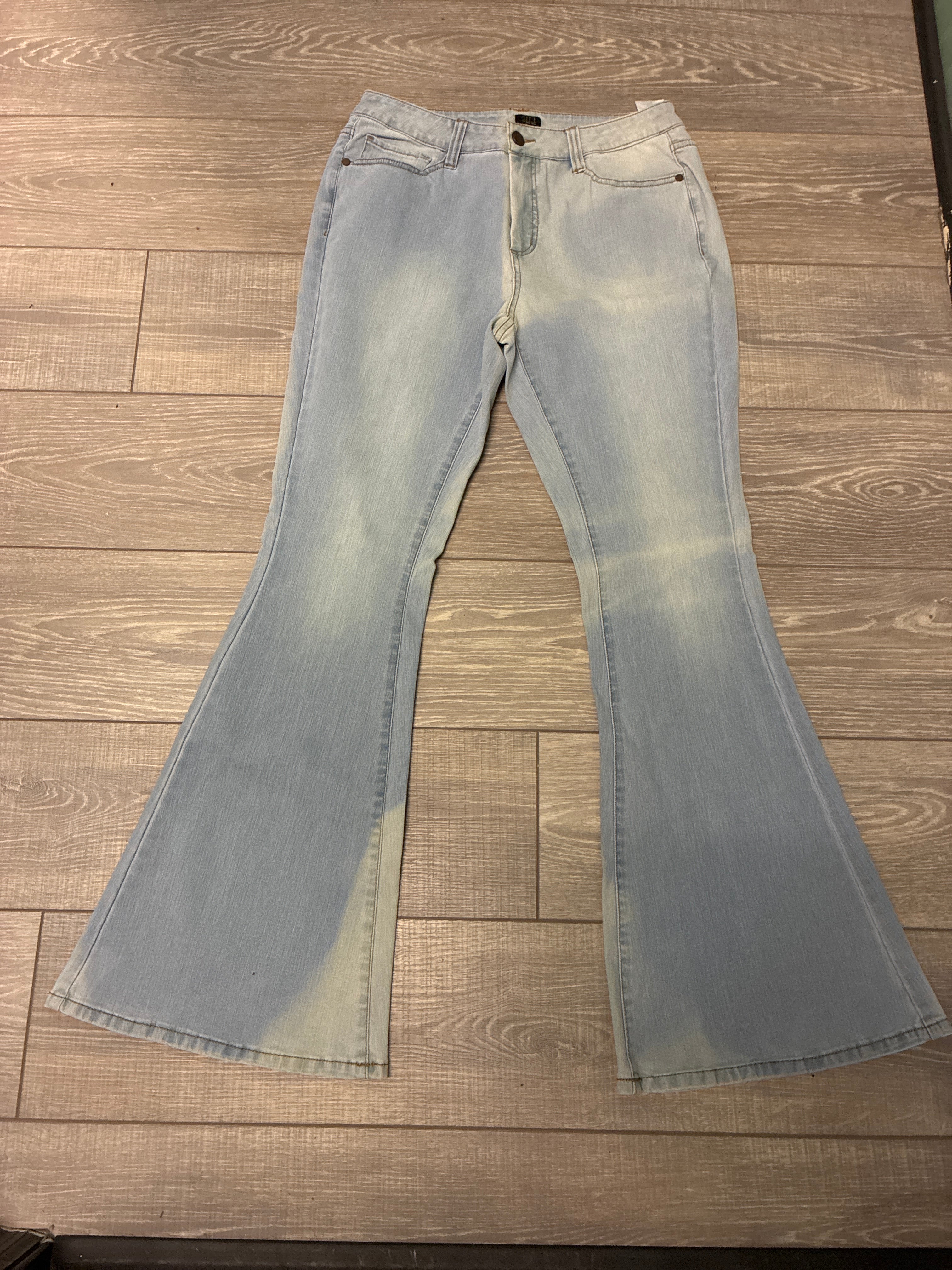 NWOT GILI Dual-Stretch Flares (org$69)