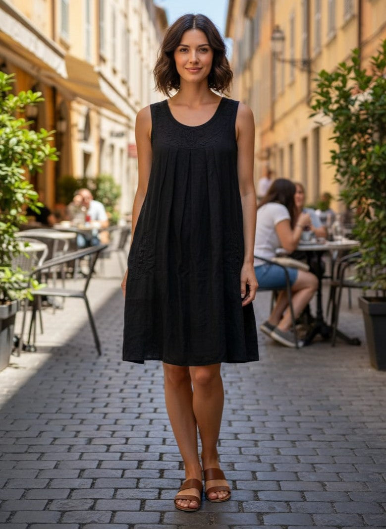 Pyramid Collection Sleeveless Midi Dress (org$80)