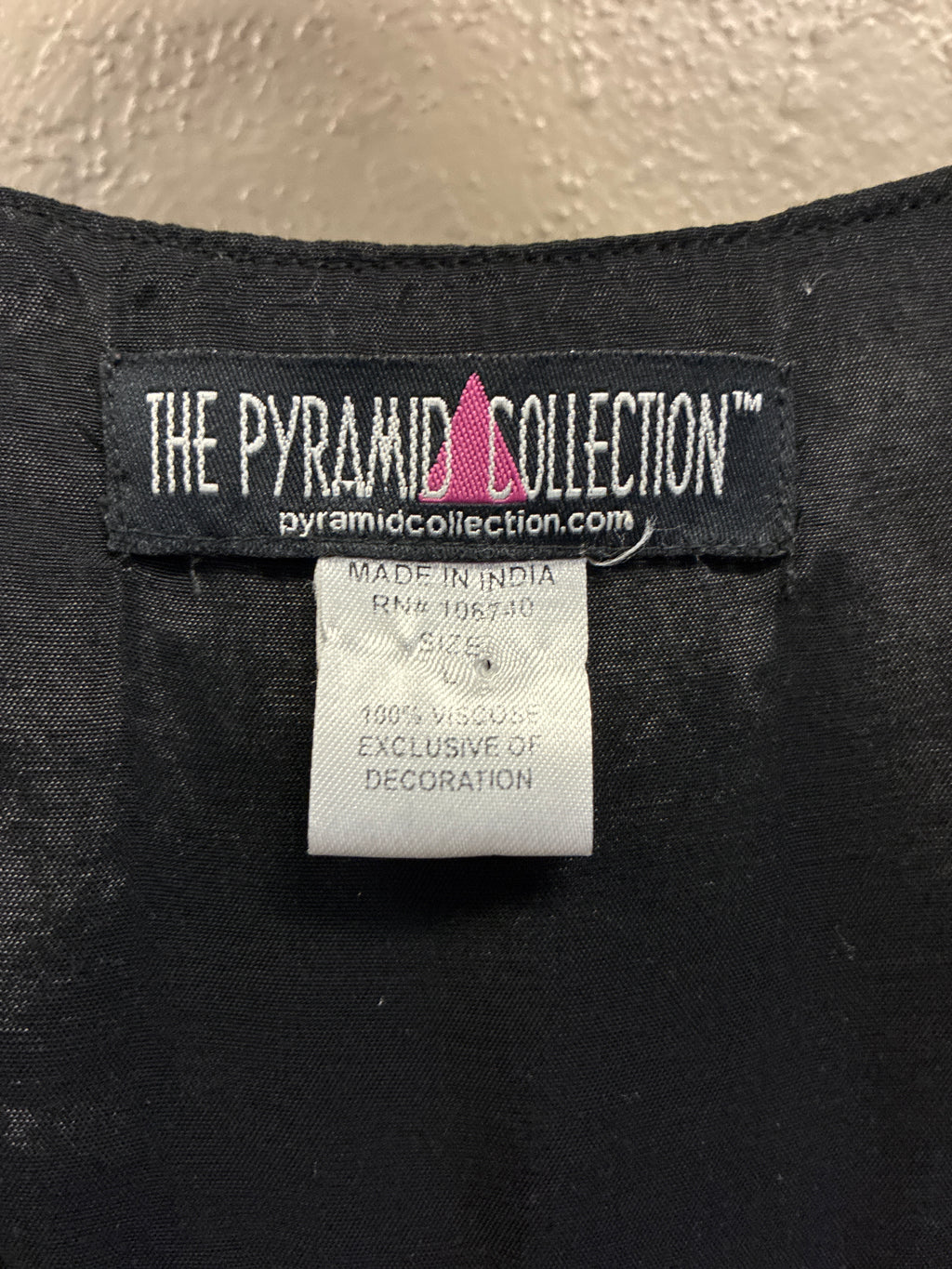 Pyramid Collection Sleeveless Midi Dress (org$80)