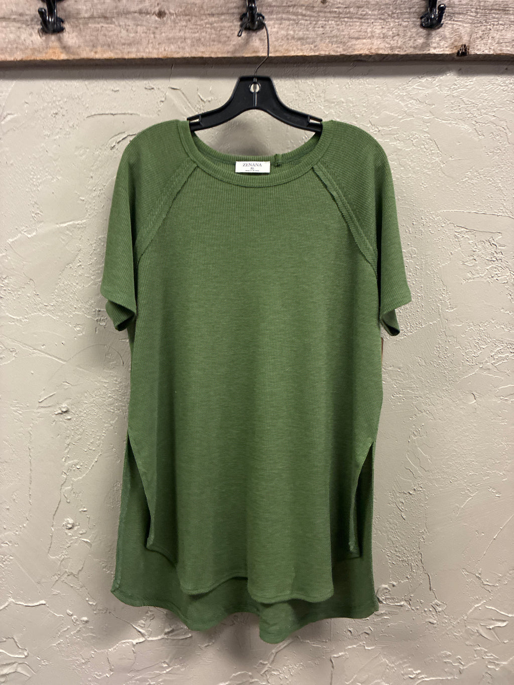 NWT Zenana Everyday Top