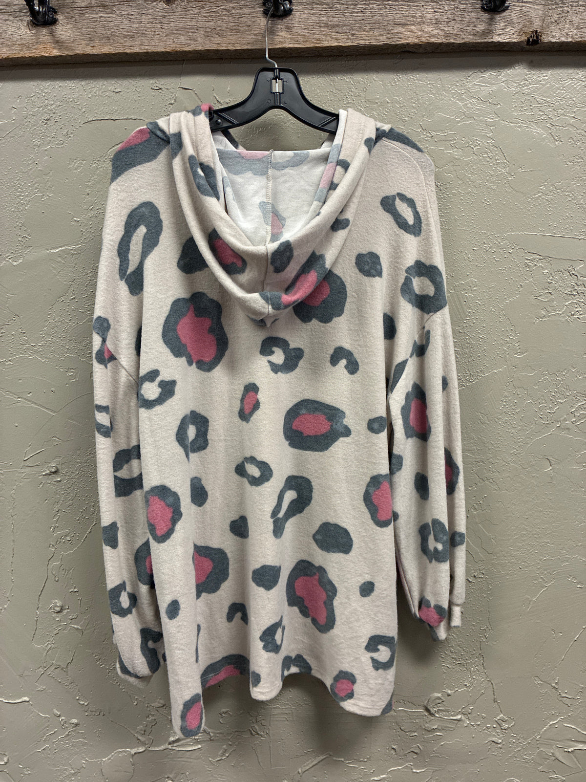 NWOT HoneyMe Plush Leopard Hoodie