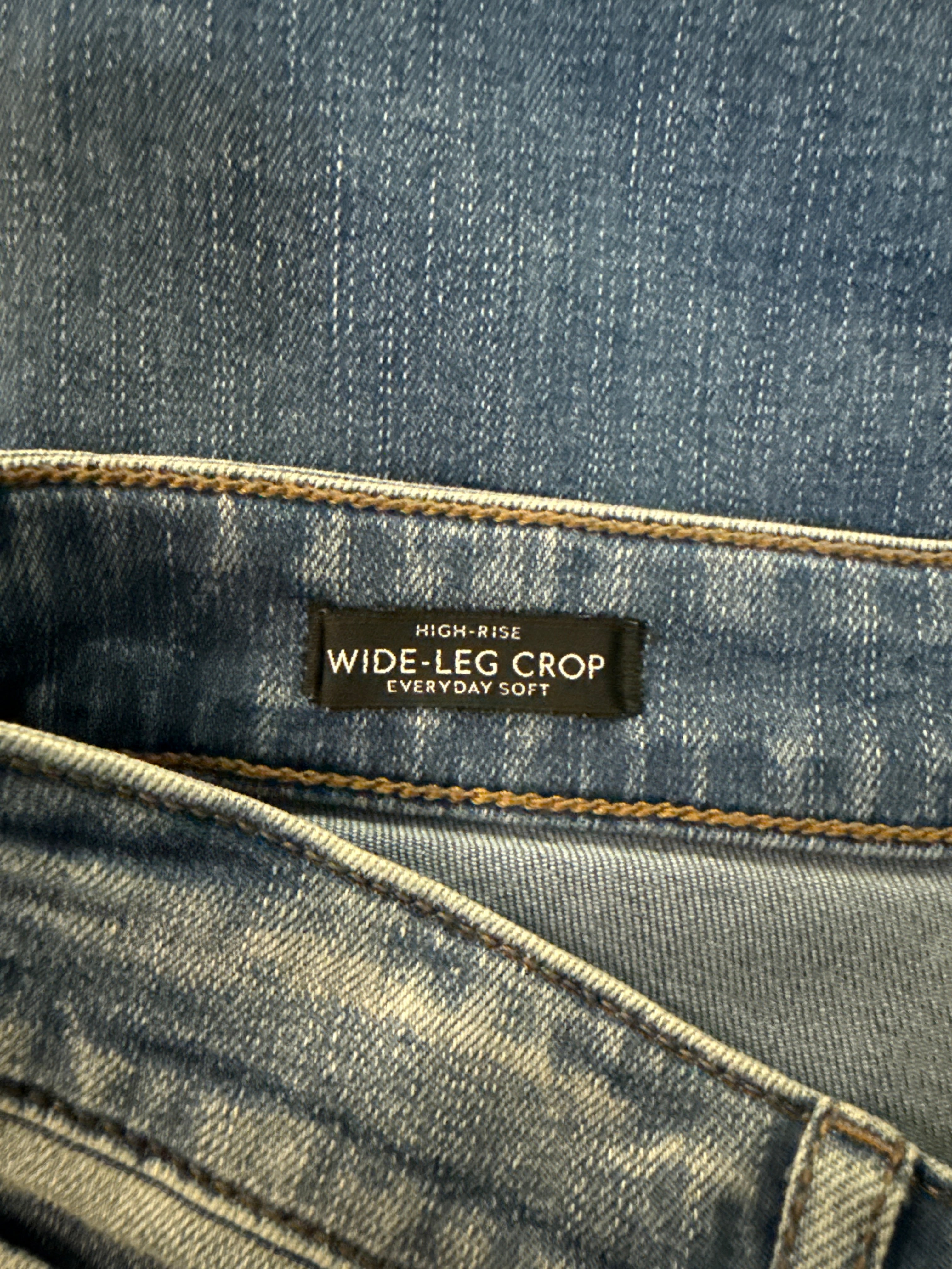 WHBM Released-Hem Crop Jean (org$130)