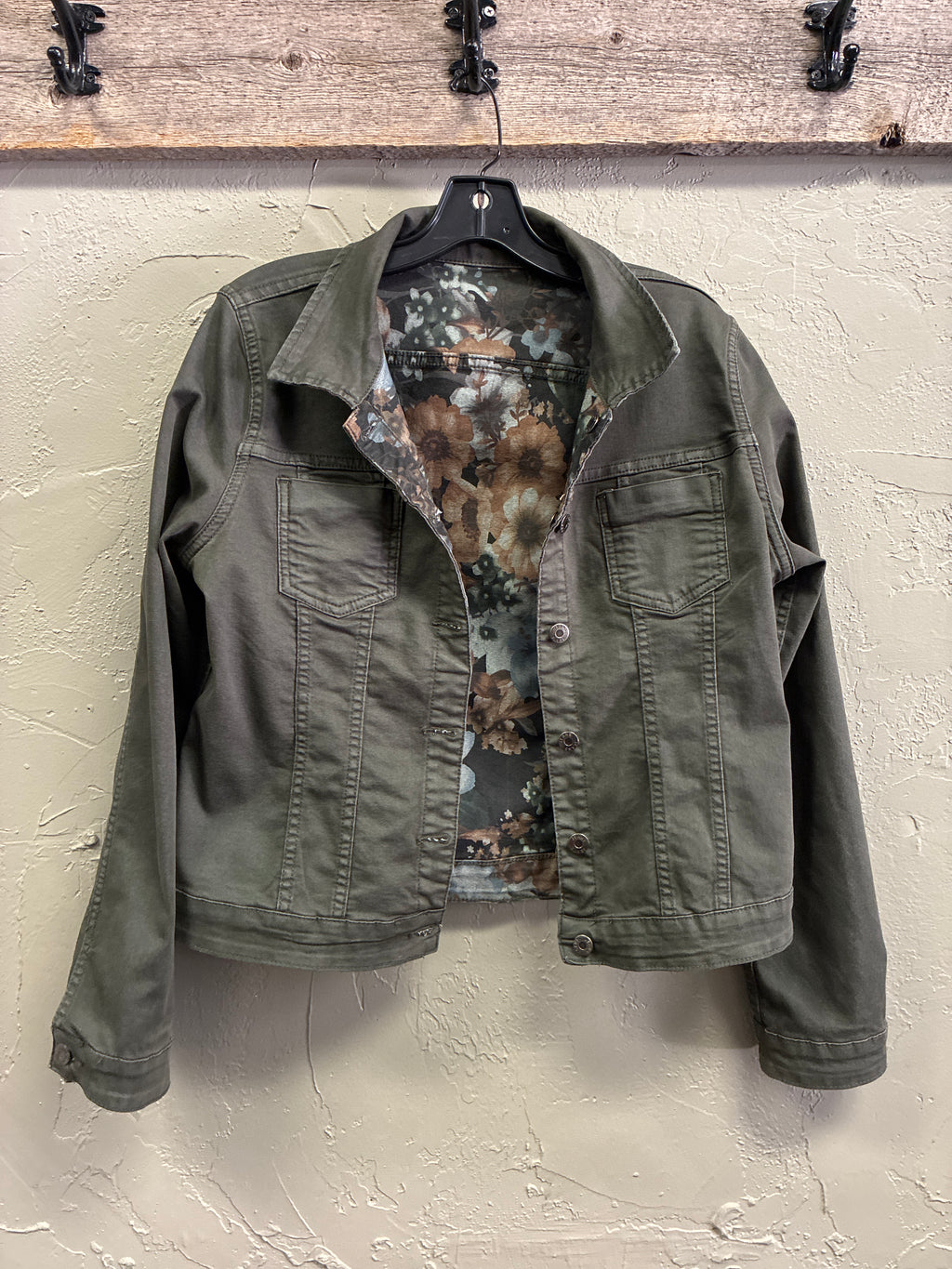 NWOT Tempo Paris Reversible Trucker Jacket (org$126)
