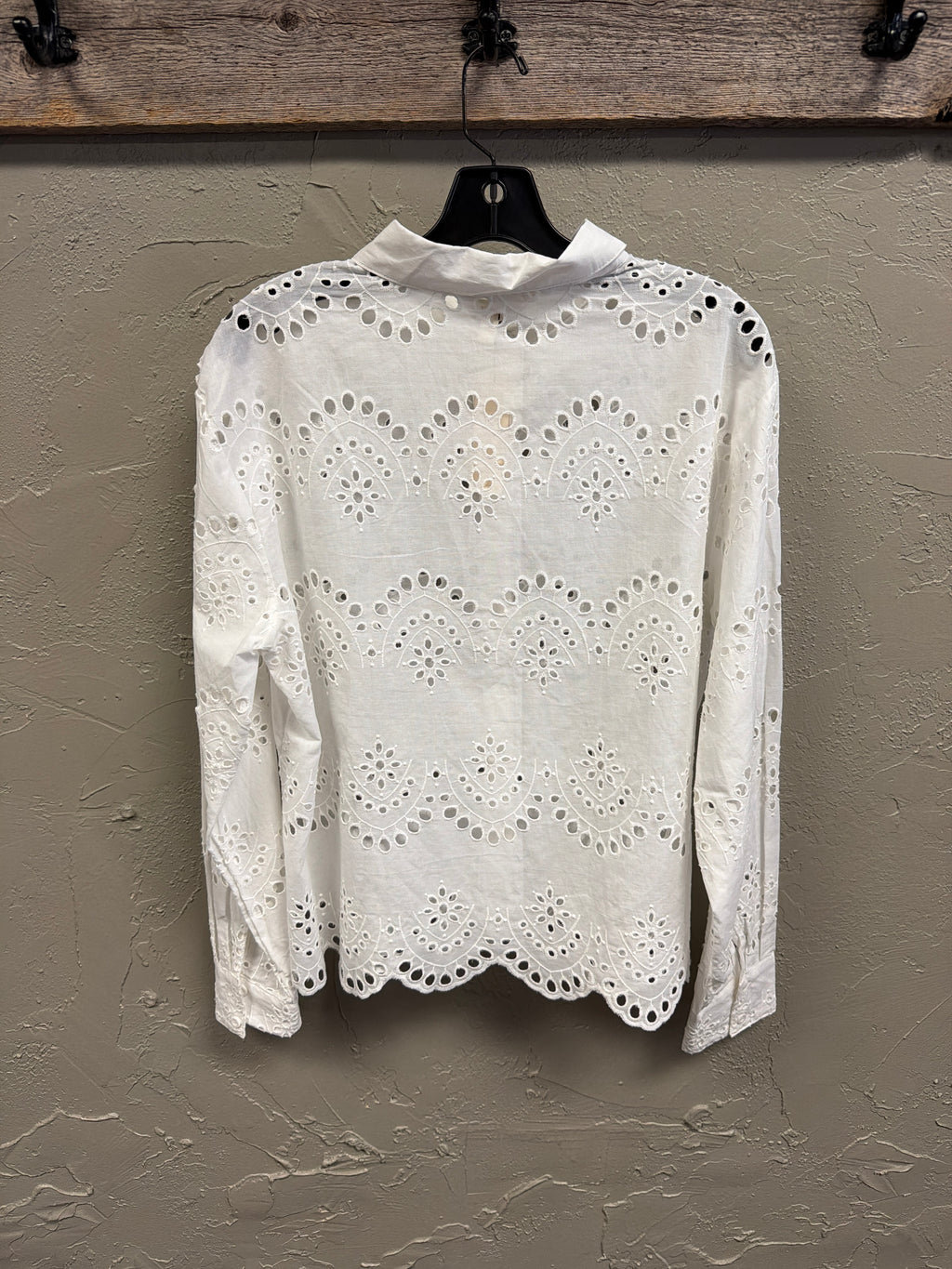 NWT Adiva Eyelet Long Sleeve Top (org$58)