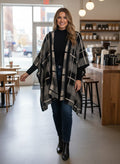 Biographie Hooded Poncho Wrap