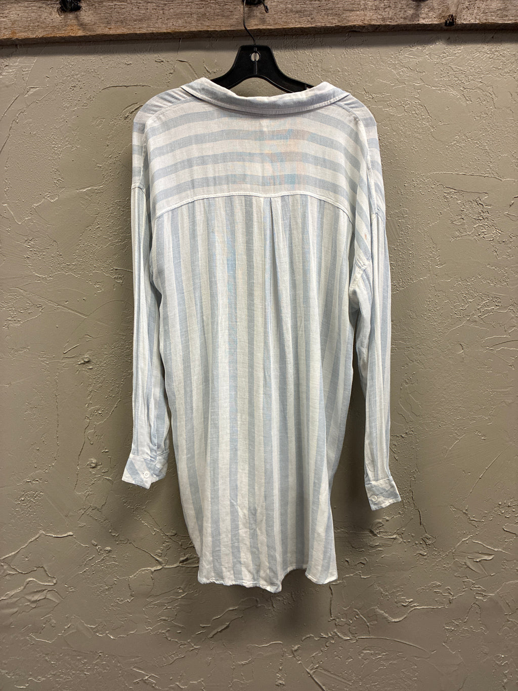NWT Thread & Supply Button-Down
