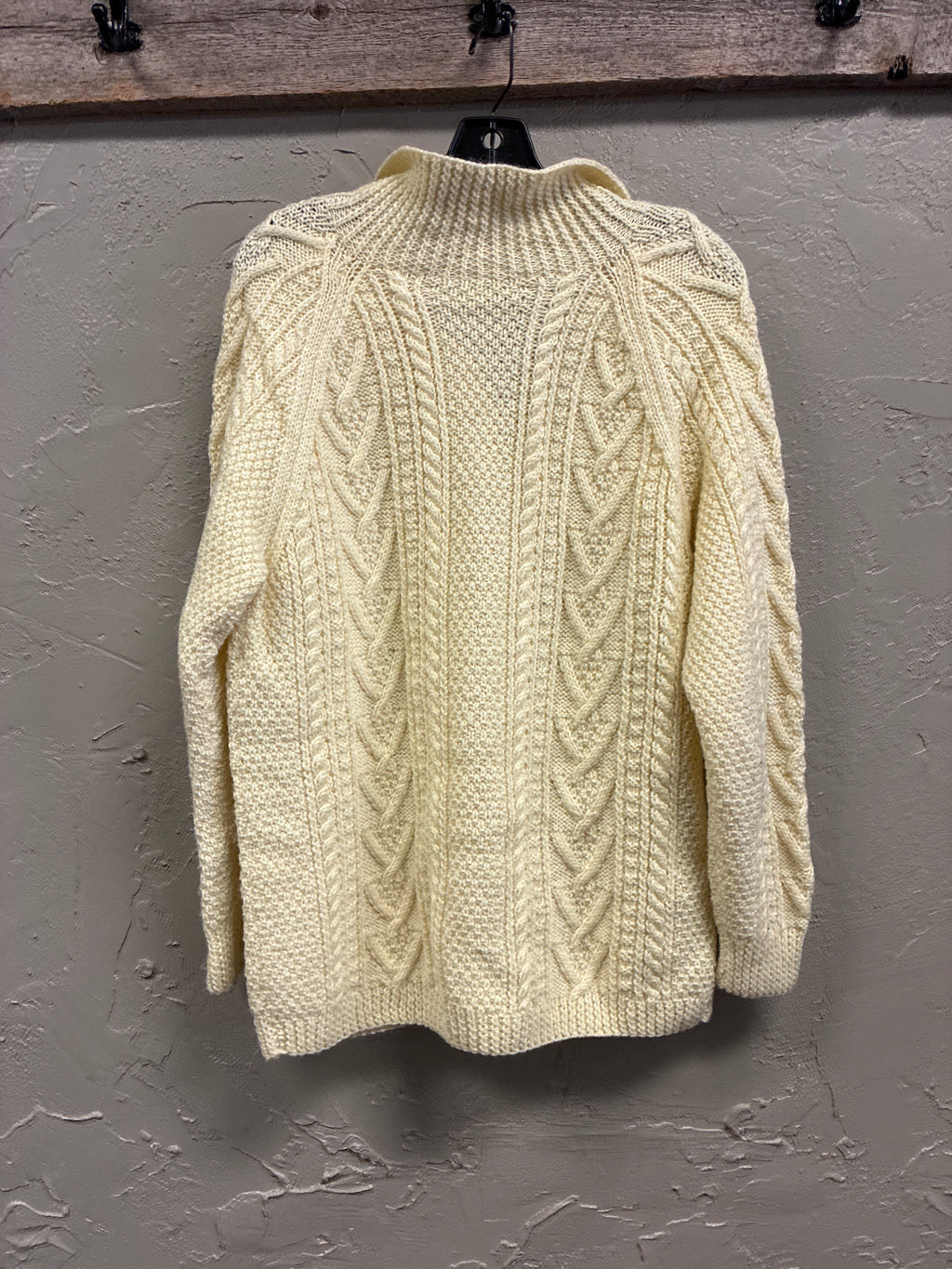 Vtg Handknit Aran Cable Cardigan