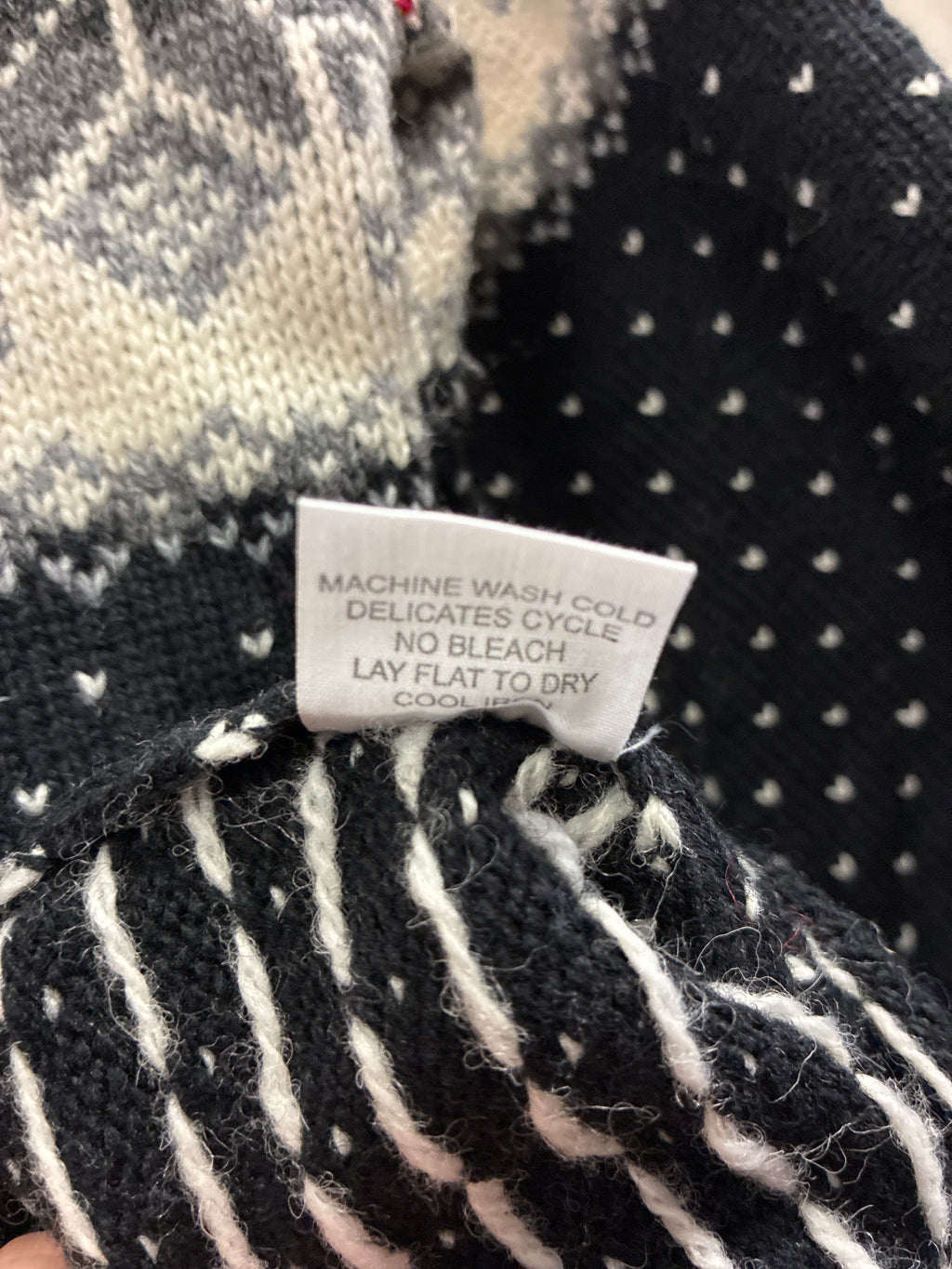 Baltic Inspirations Nordic Style Hooded Sweater