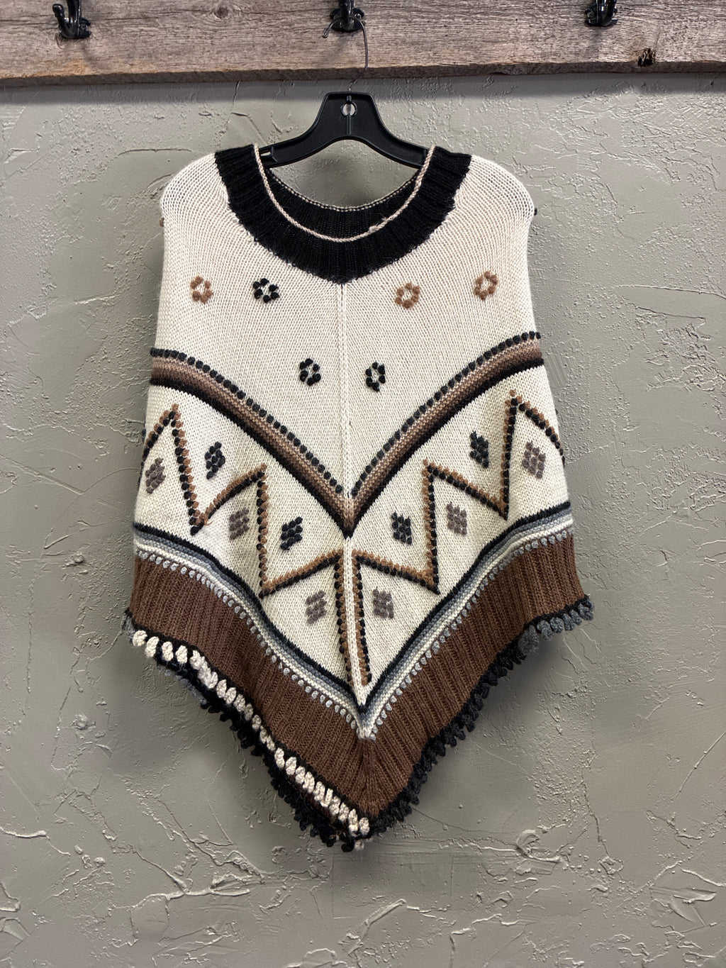 Vtg Factoria Perez Alpaca Poncho
