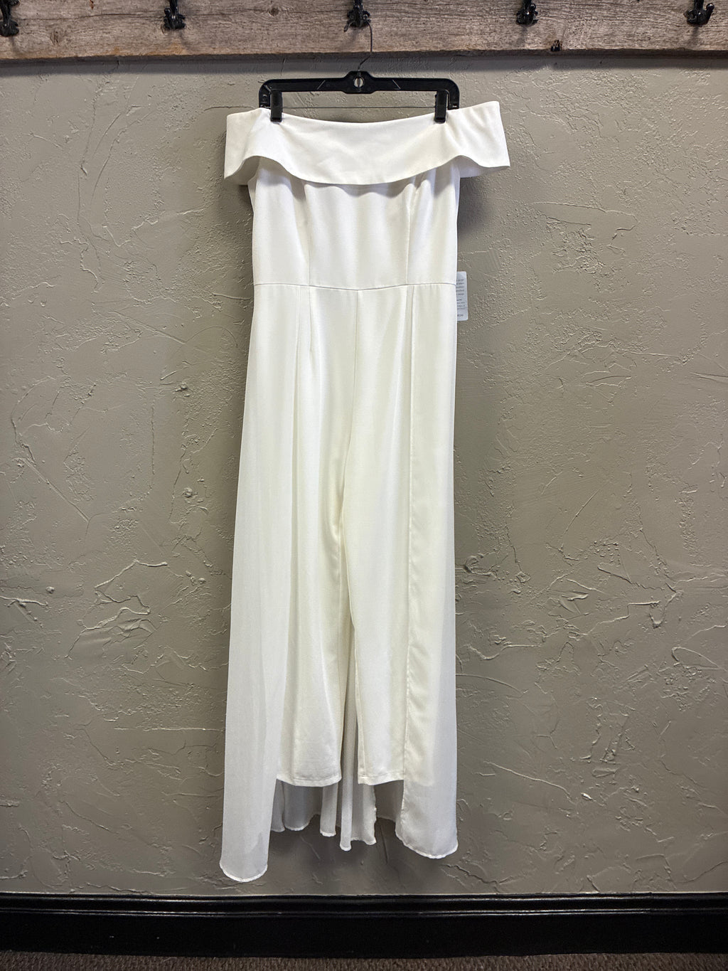 NWT Marina Walk-Through Crepe Jumpsuit (org$169)