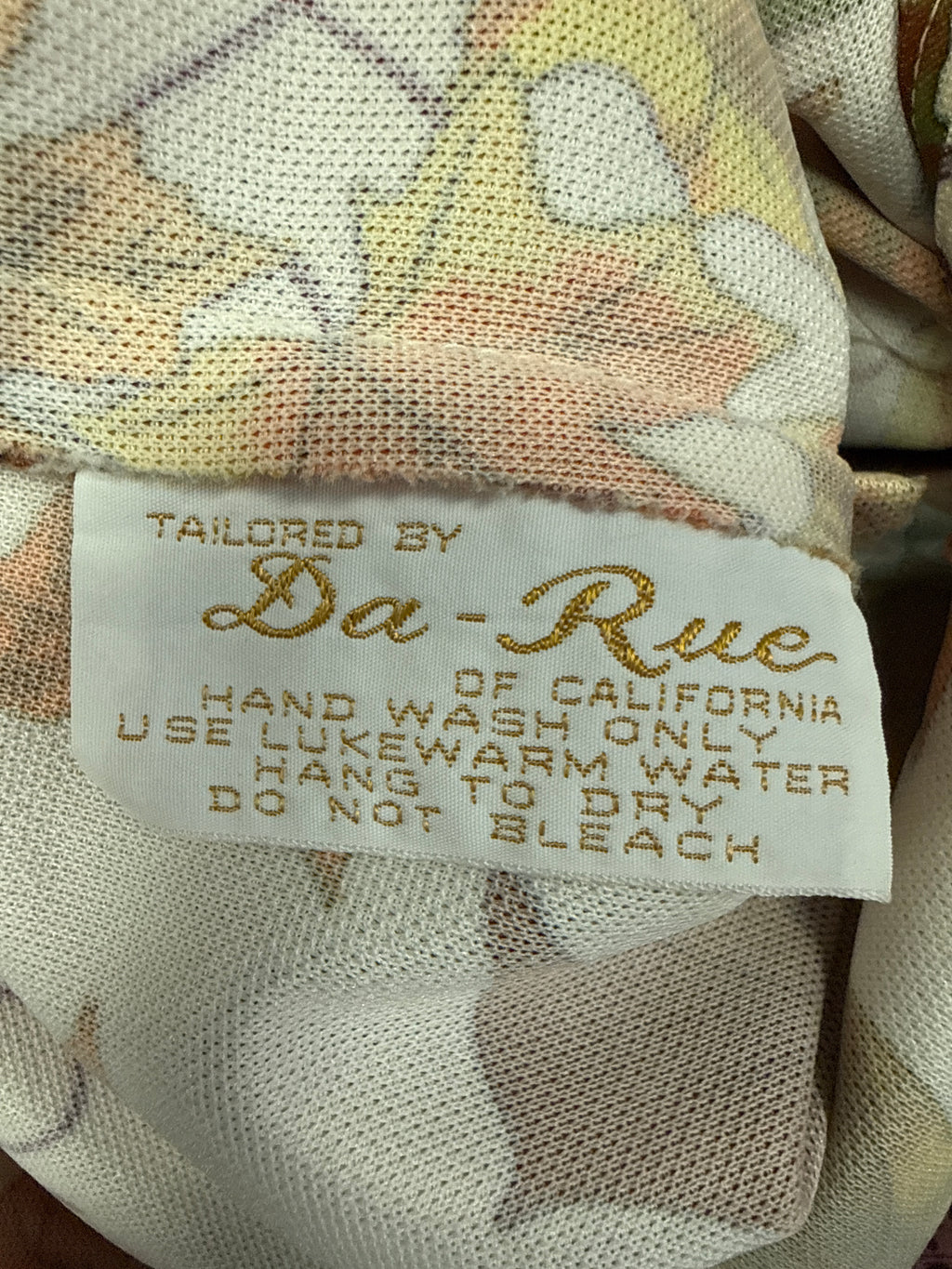 Vtg Da-Rue Leaf Knit Blouse
