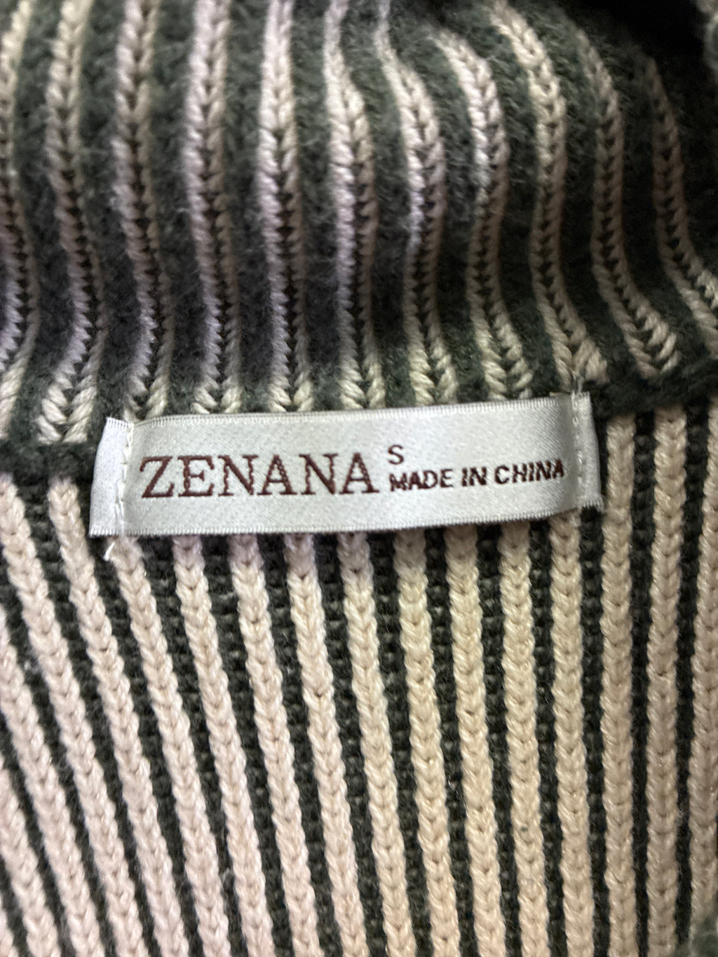 Zenana Two-Tone Ribbed Crop Sweater