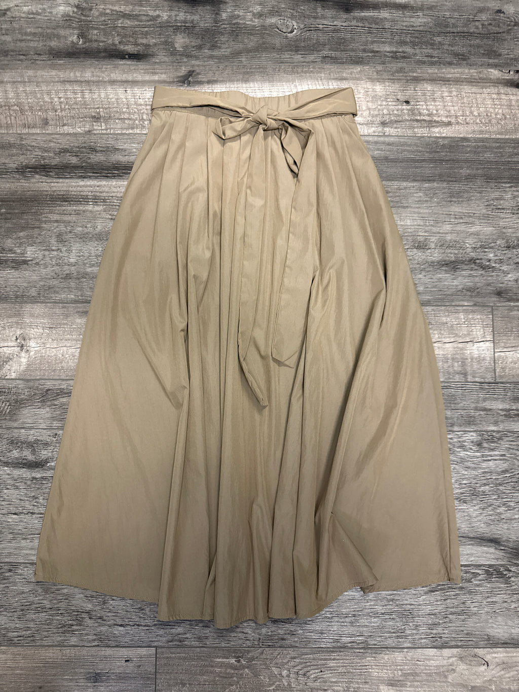 Pleated Belted Midi Skirt