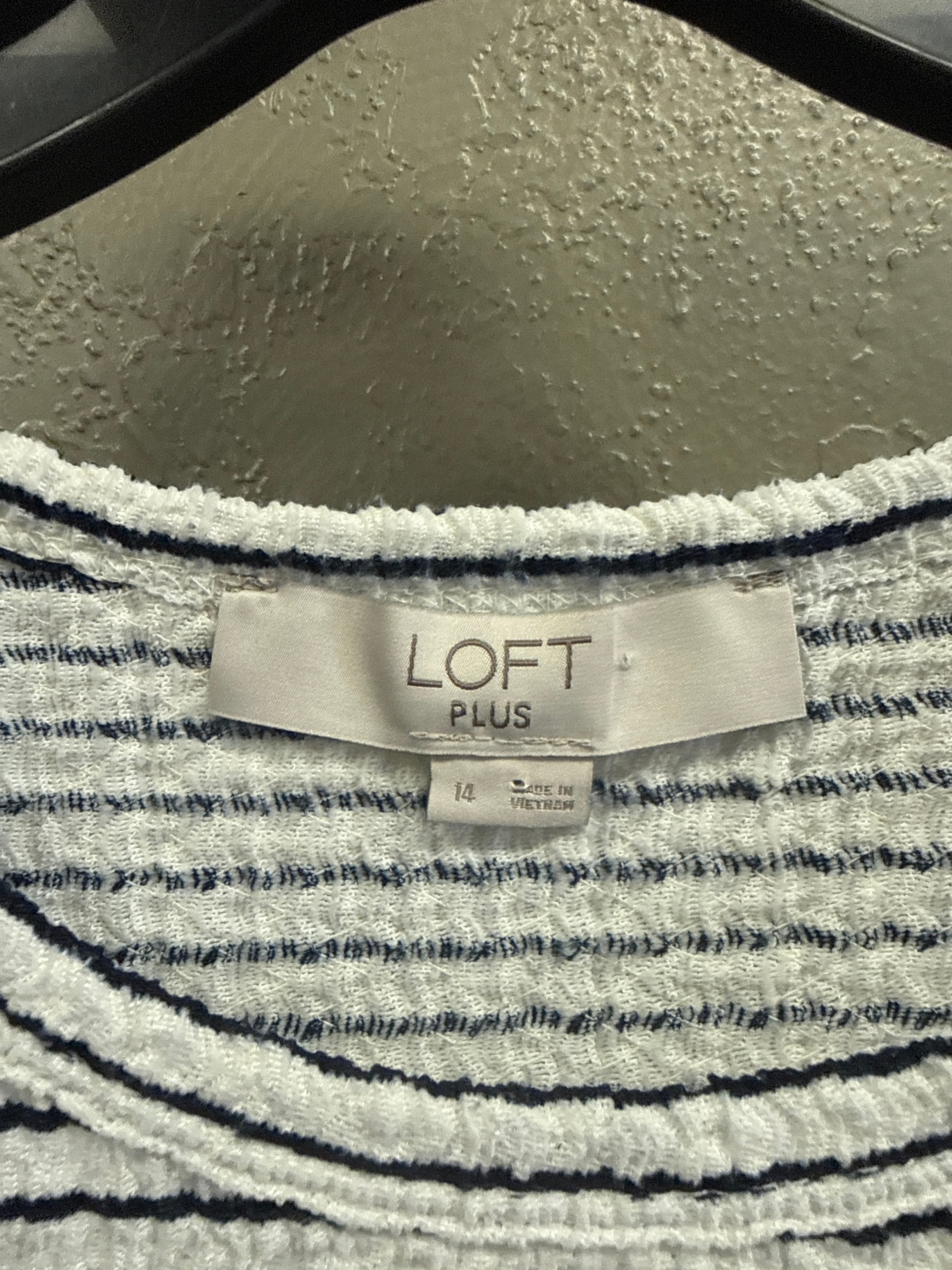 LOFT Puff Sleeve Top (org$55)