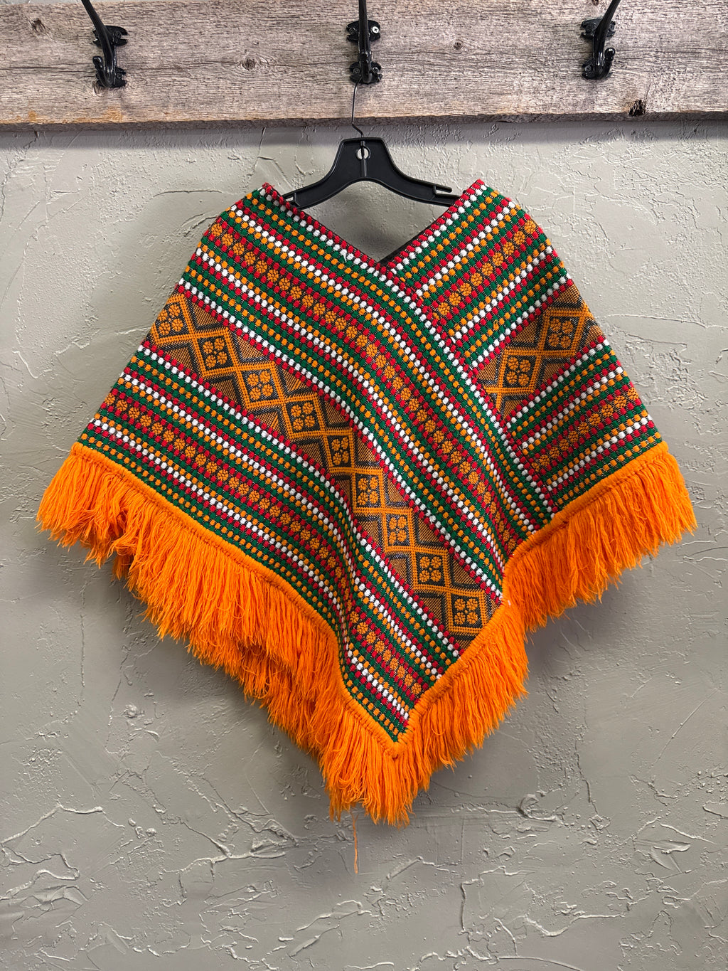 Vtg 70s Geometric Knit Poncho