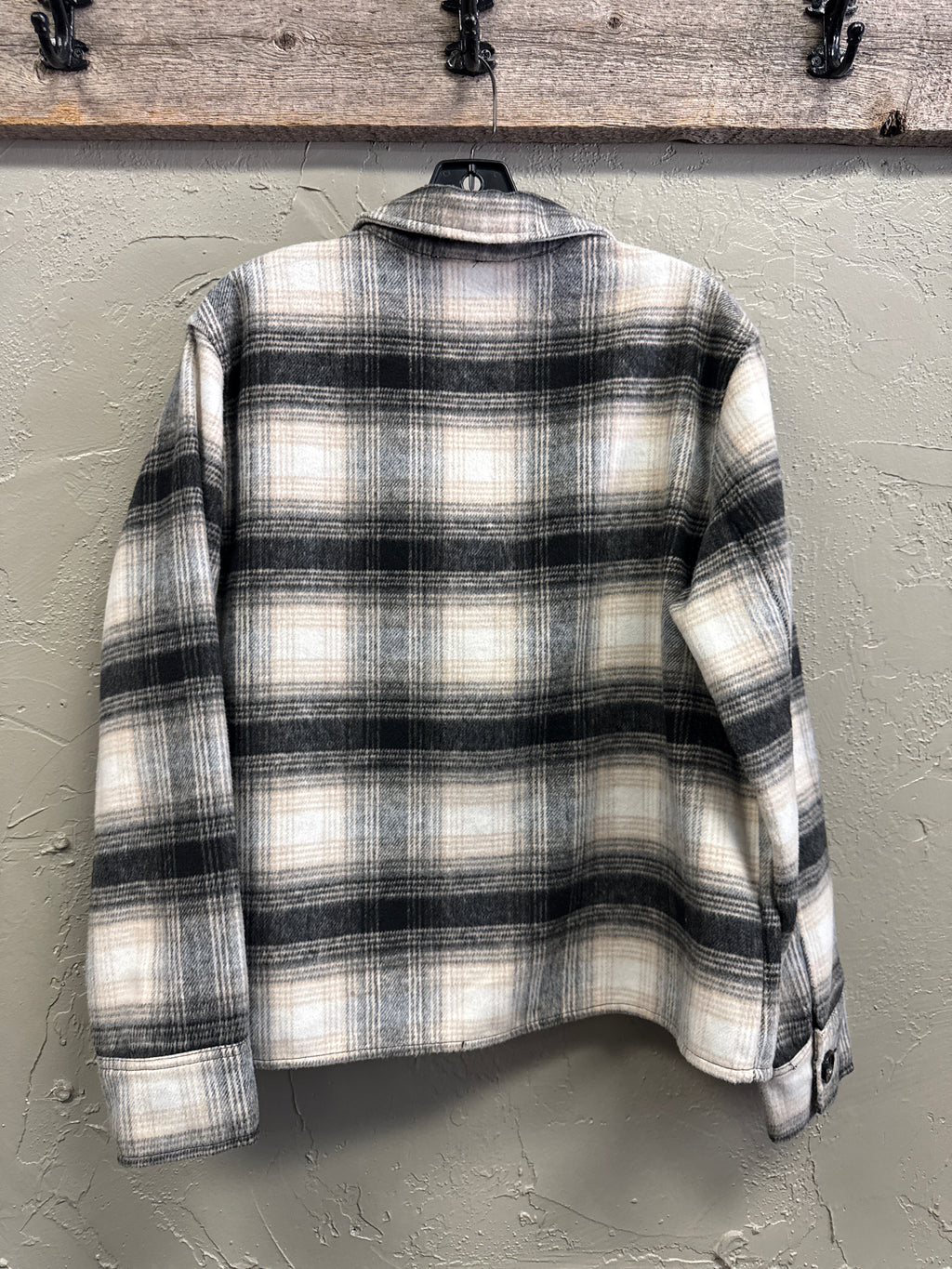 NWT BB Dakota Boxy Plaid Shacket (org$119)