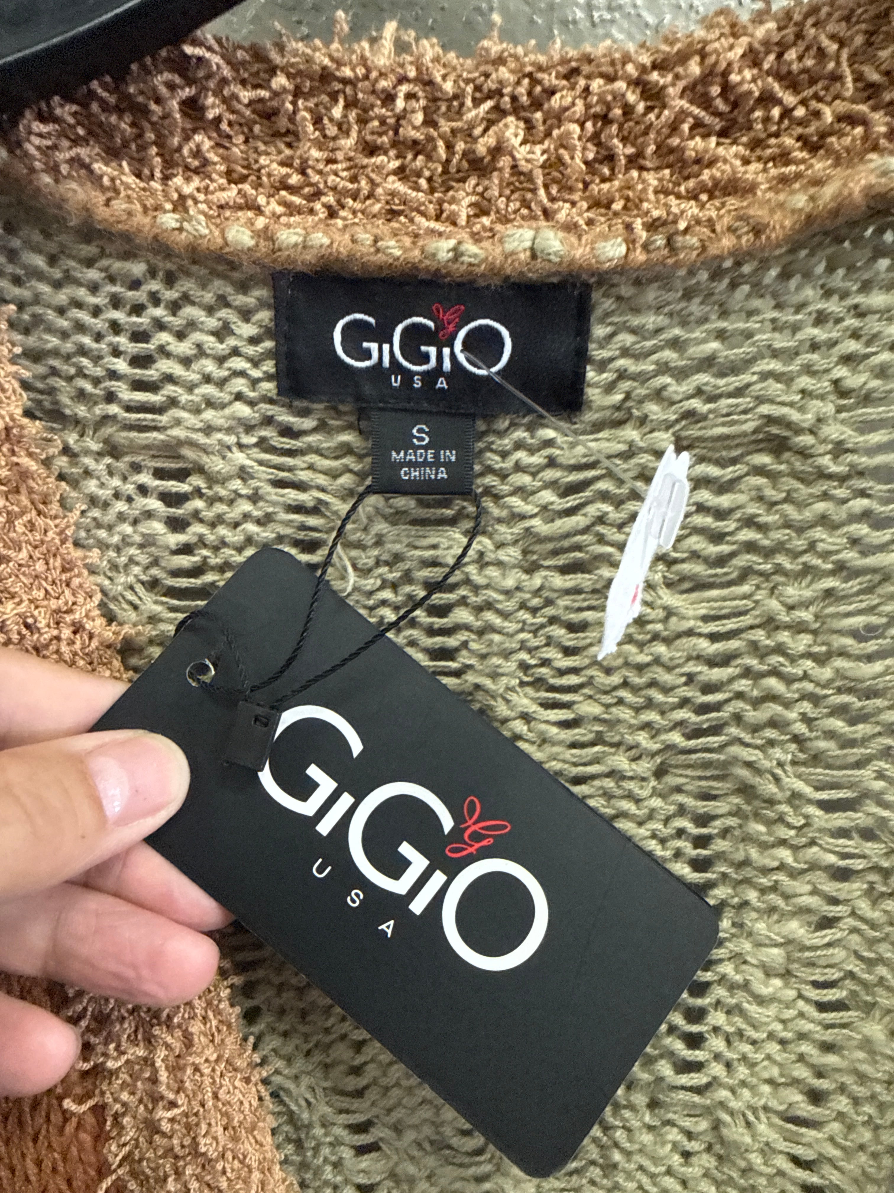 NWT GiGiO Colorblock Cardigan (org$68)