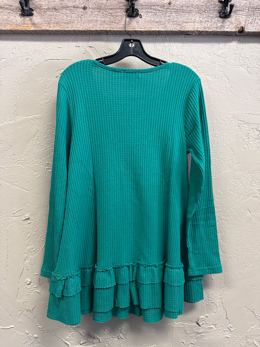 *NWOT oSo Ruffled Tunic (org$38)