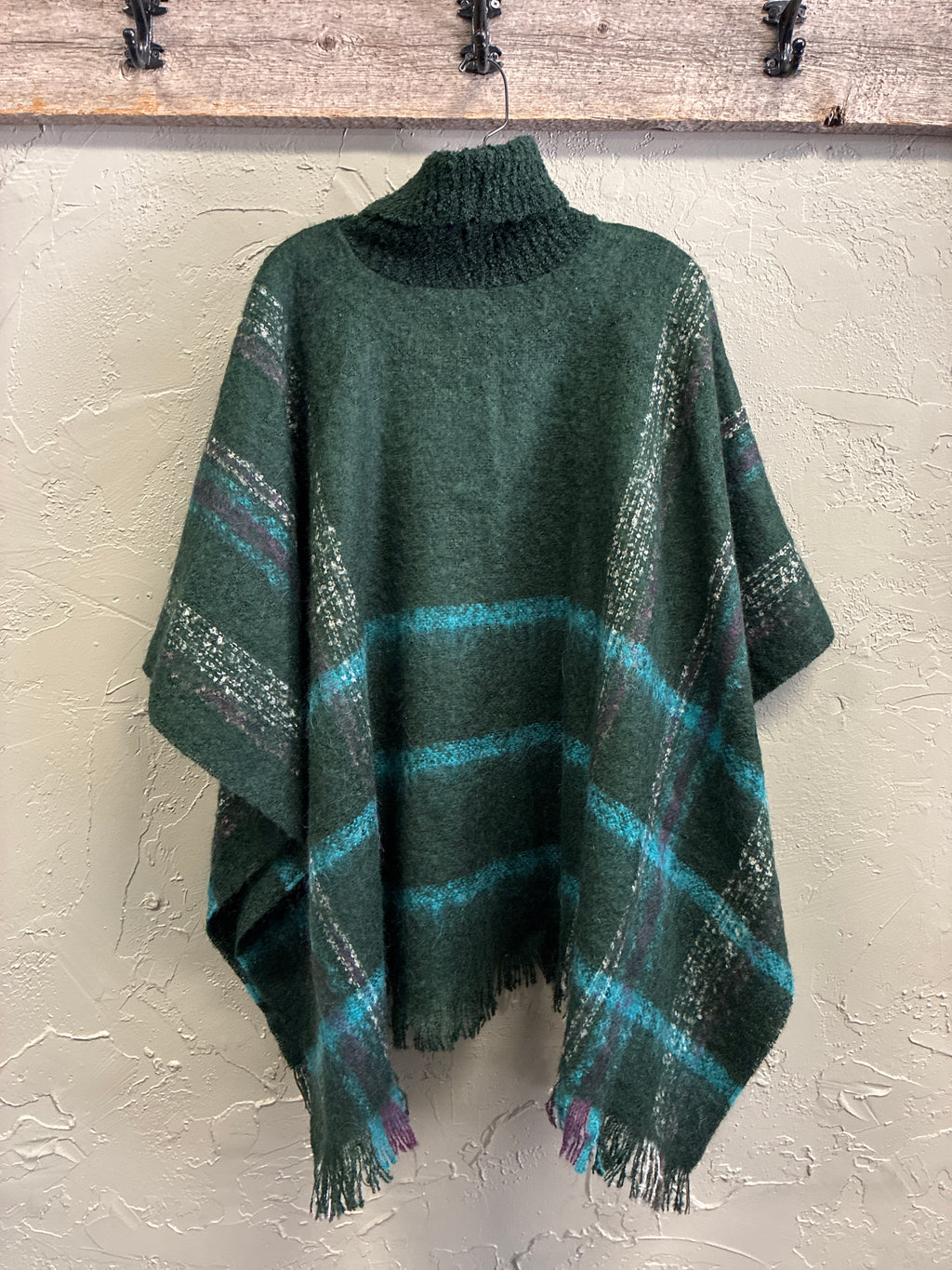 NWOT Renees Turtleneck Poncho
