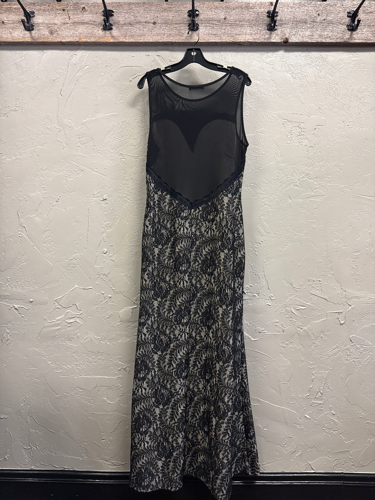 Miusol Lace Mesh-Back Gown
