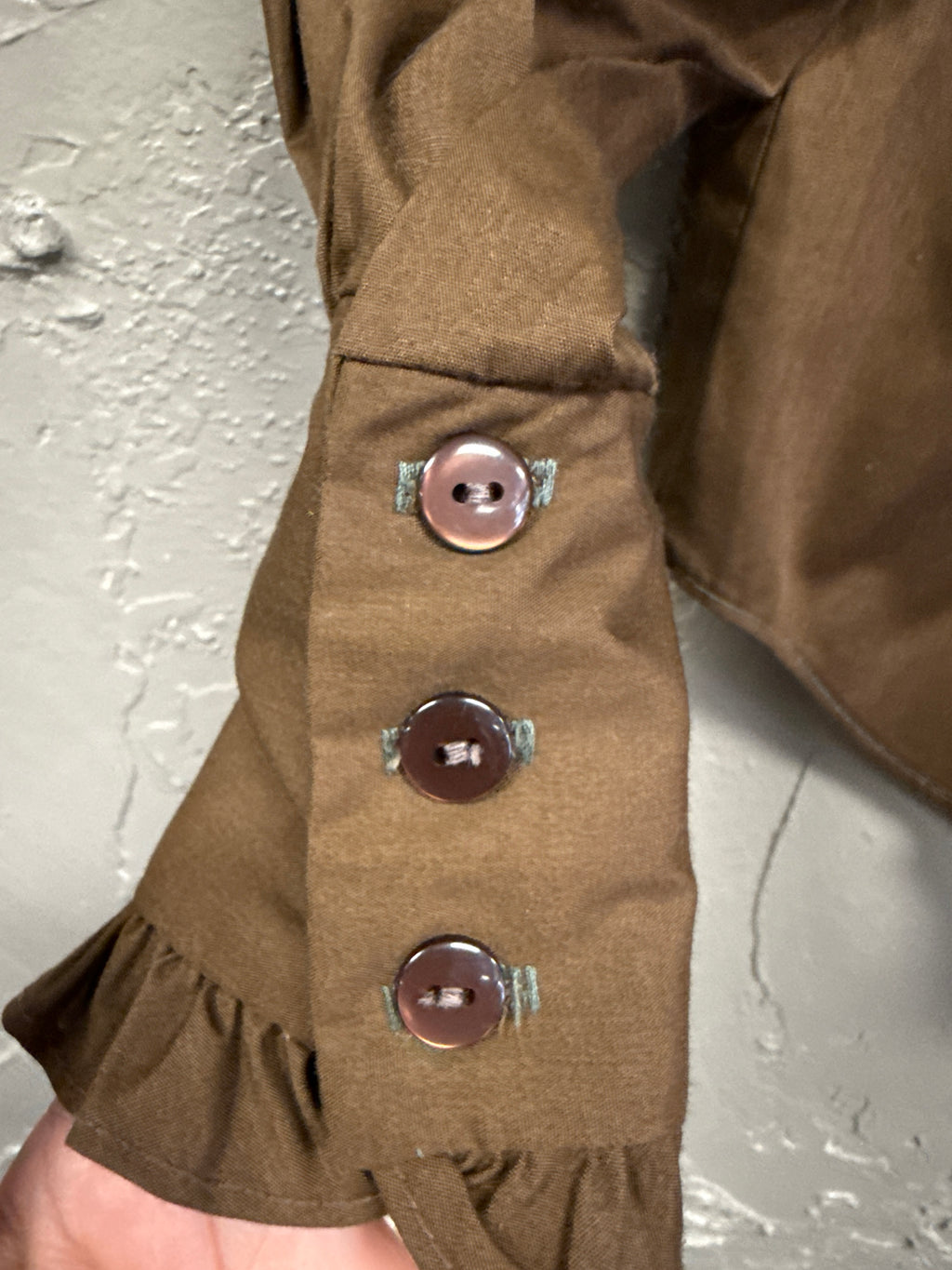 Vtg 70s Ruffled Button-down