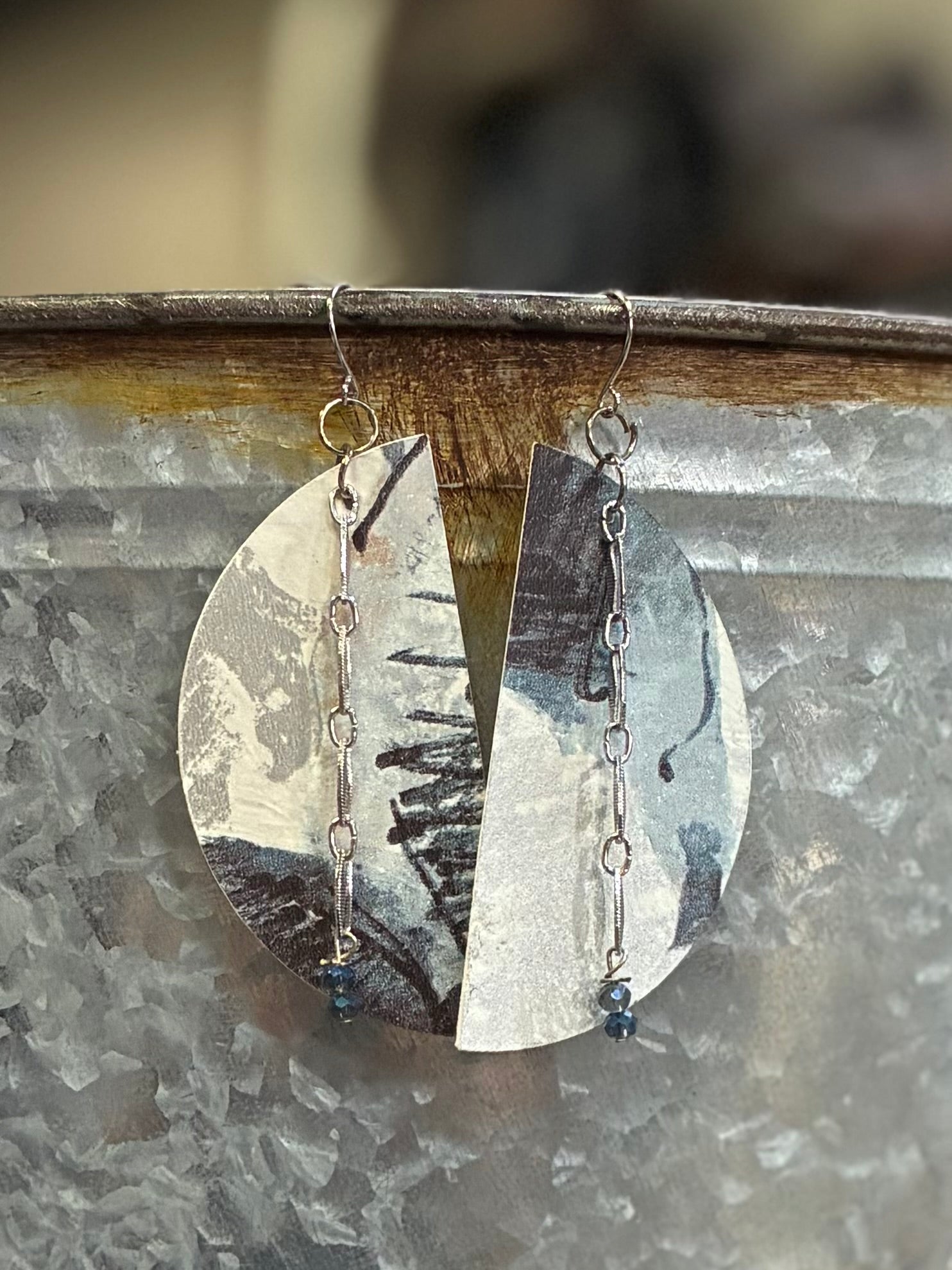 Split-Circle Wallpaper Earrings