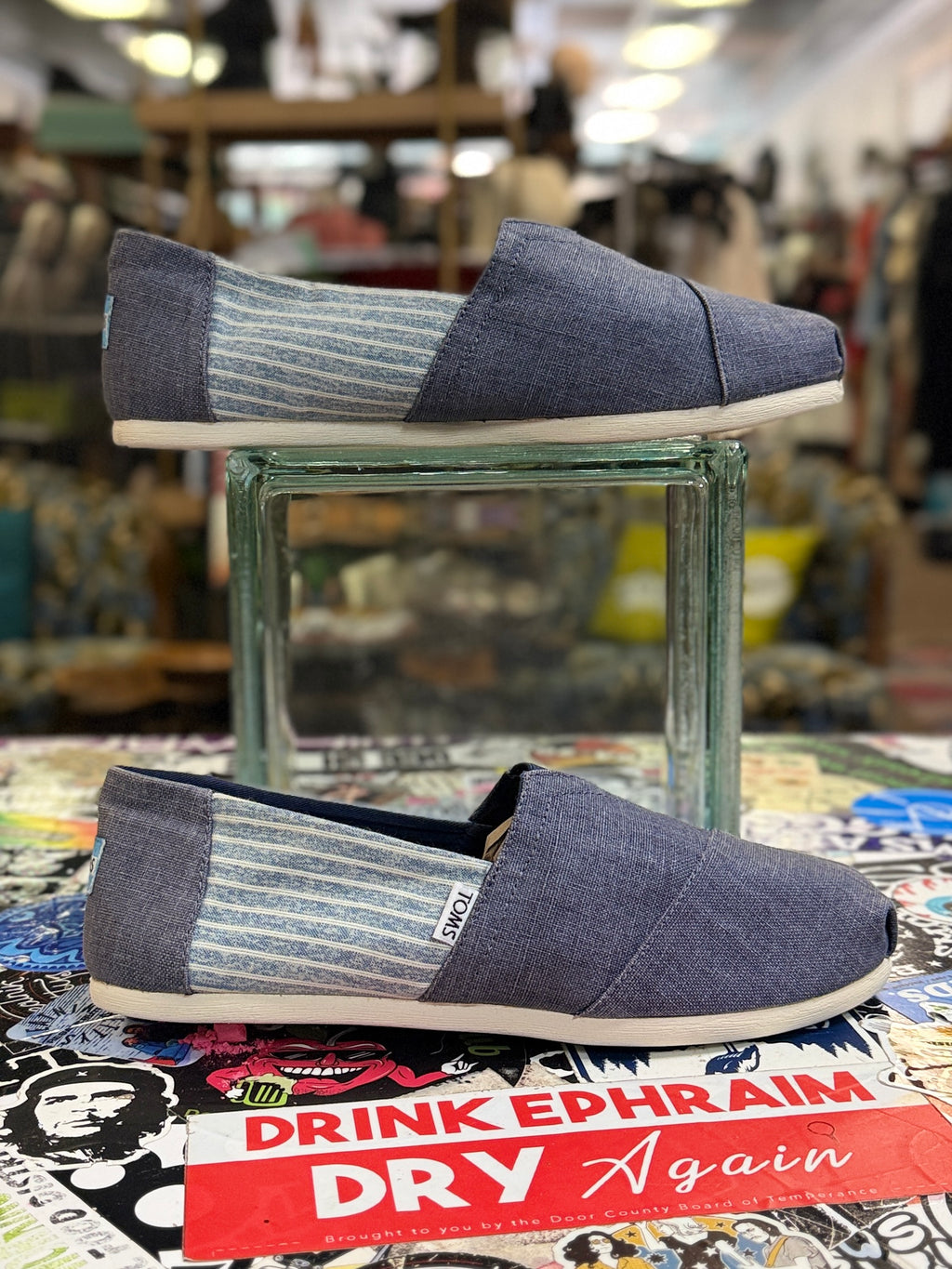 NWOB TOMS Alpargata Classic Slip-On (org$55)