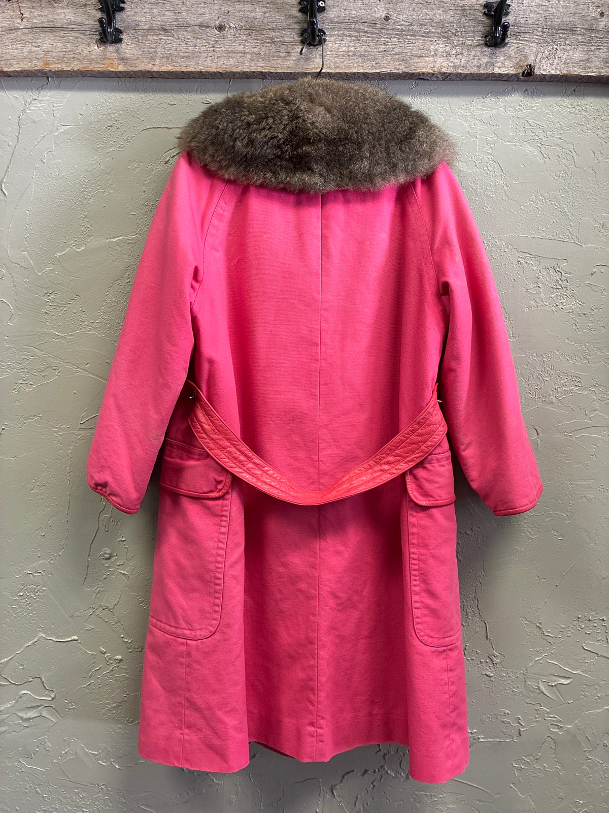 Vtg 60s Sills Canvas Coat w Coyote