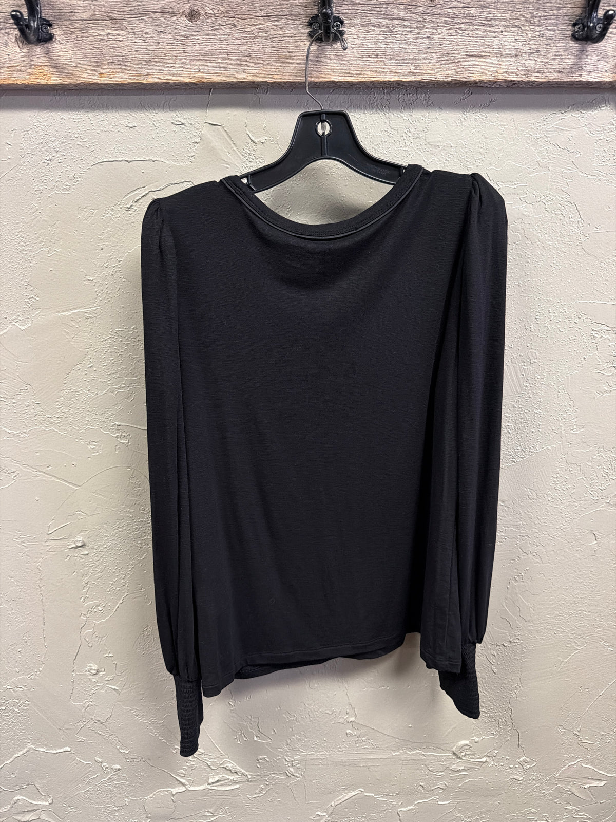NWT WHBM Smocked Cuff Tee (org$59)