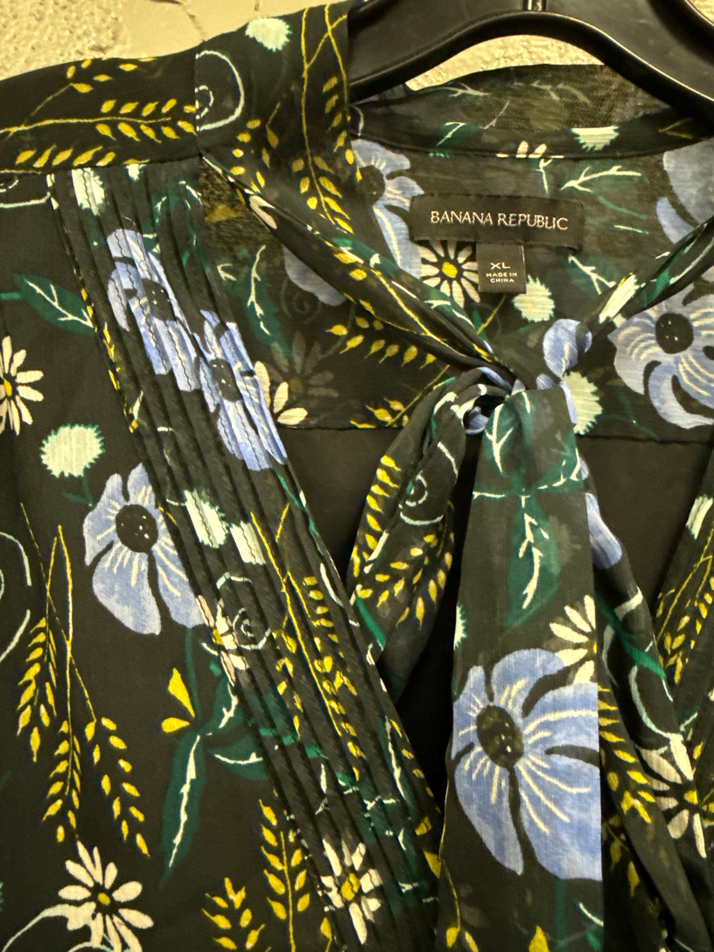 Banana Republic Floral Tie-Neck Dress (org$178)