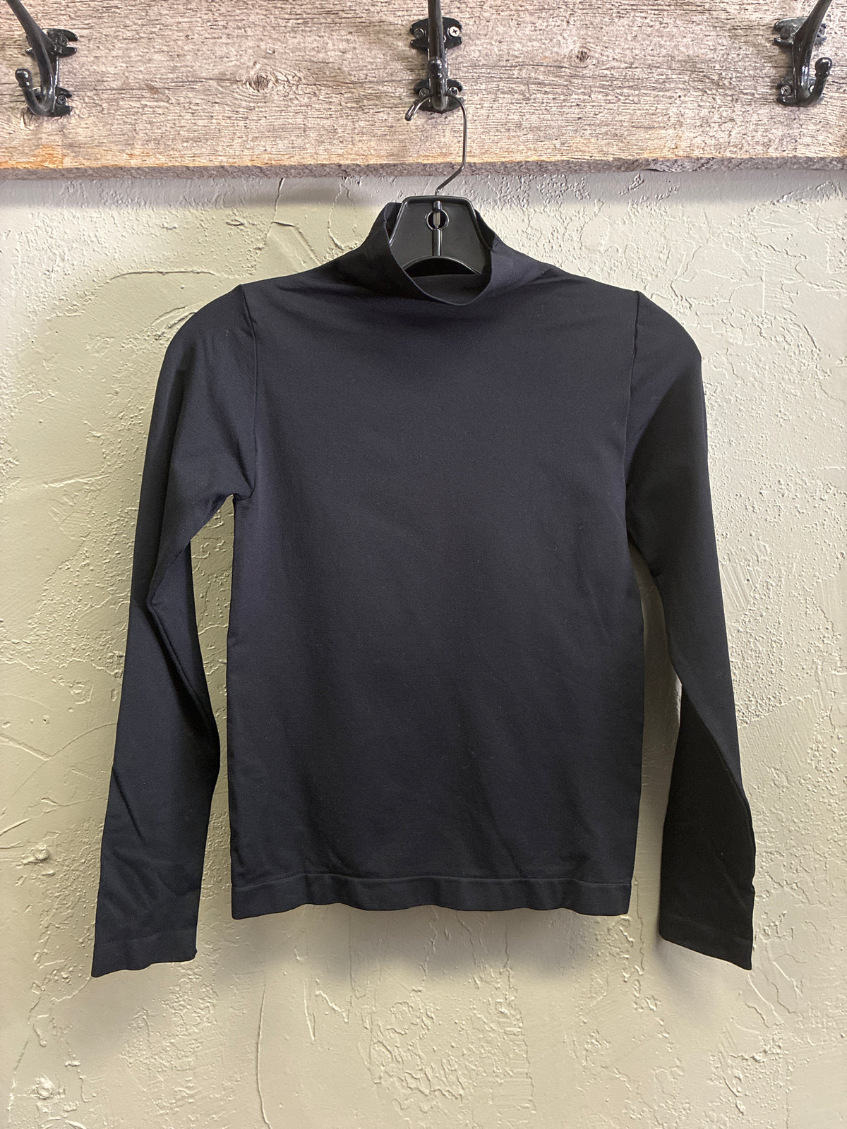 Yelete Seamless Mock Neck