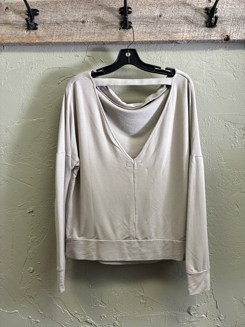 Avec Les Filles Open-Back Pullover