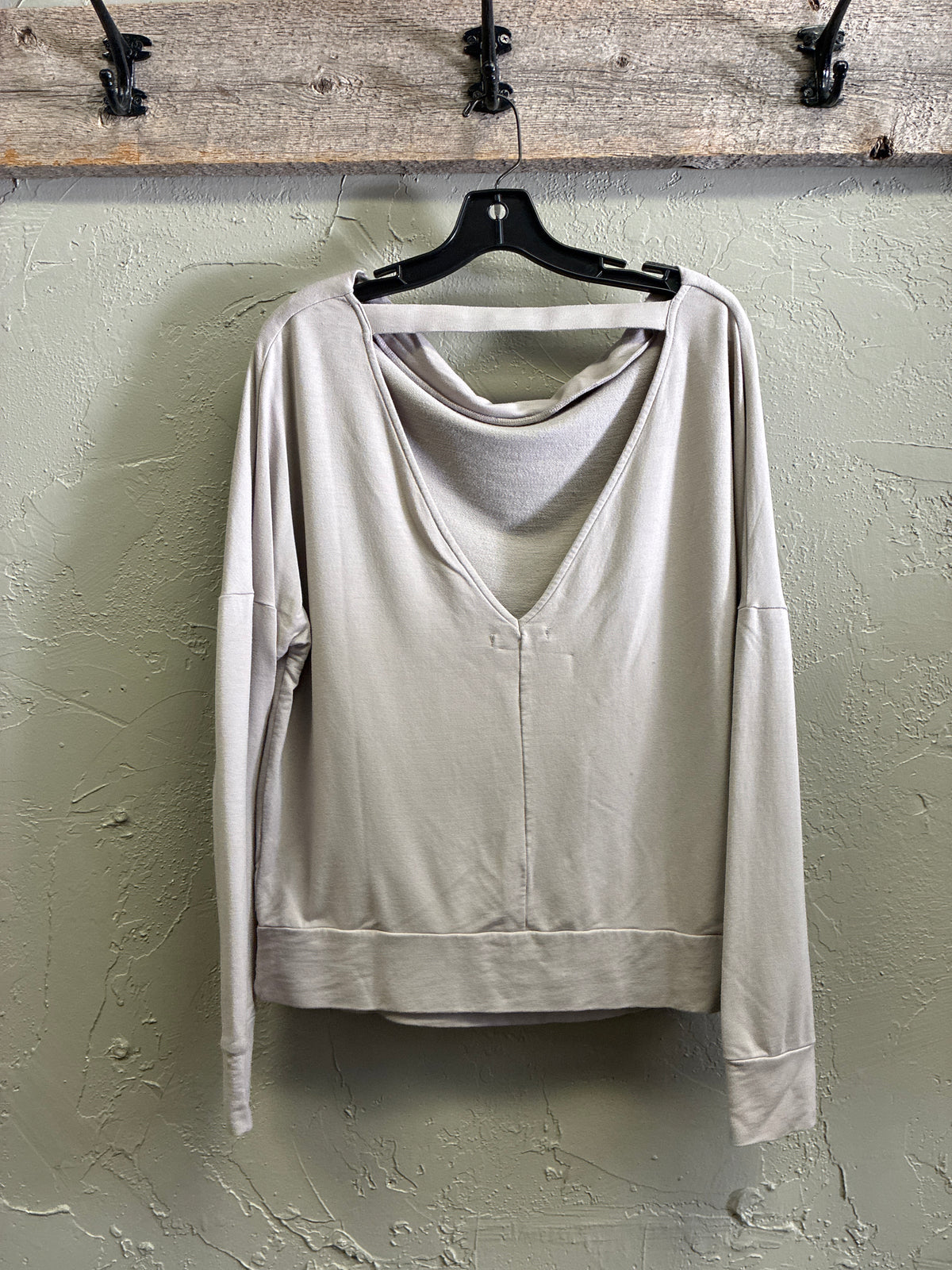 Avec Les Filles Open-Back Pullover
